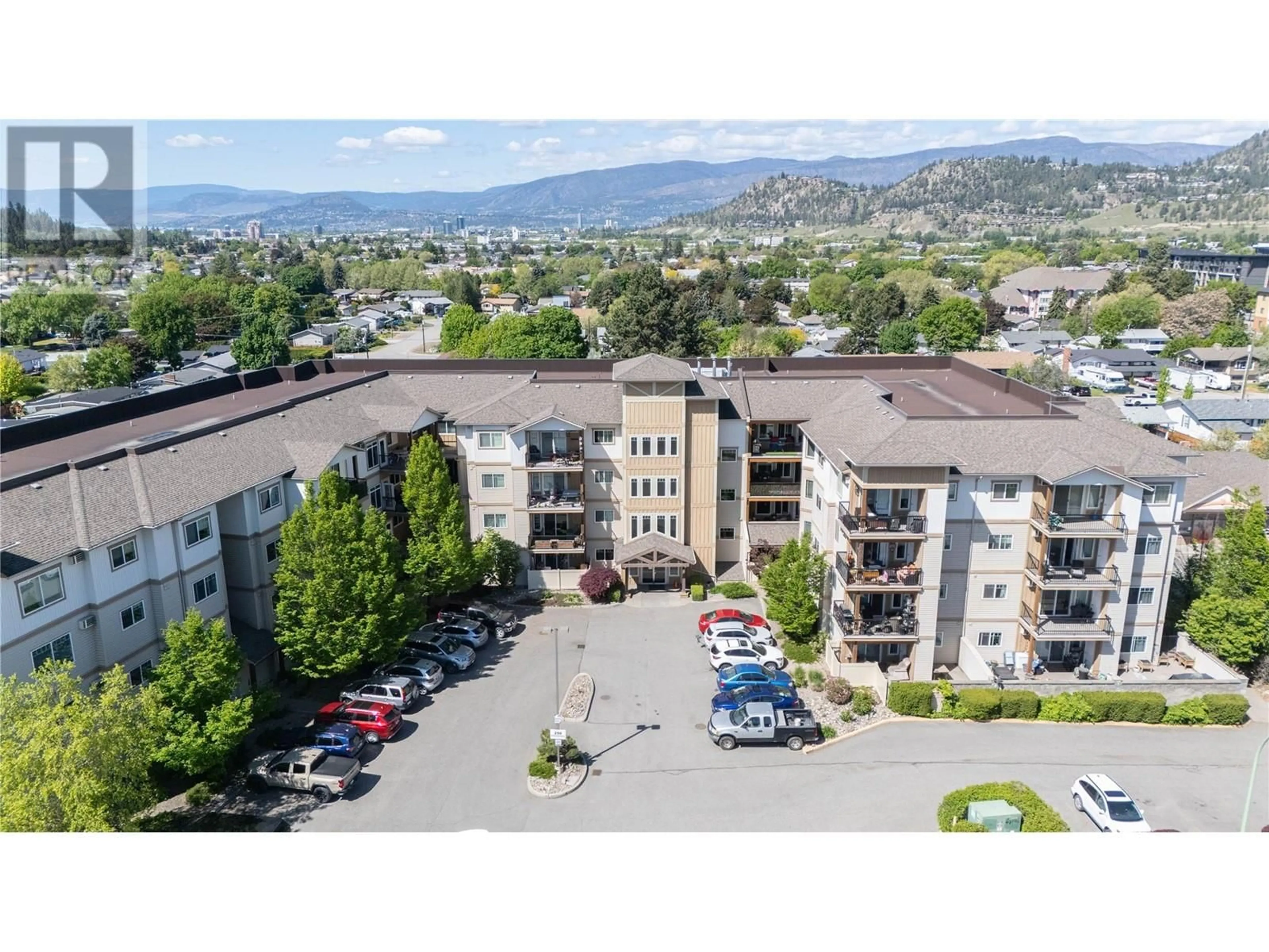 A pic from outside/outdoor area/front of a property/back of a property/a pic from drone, mountain view for 206 - 250 HOLLYWOOD ROAD SOUTH, Kelowna British Columbia V1X3S9