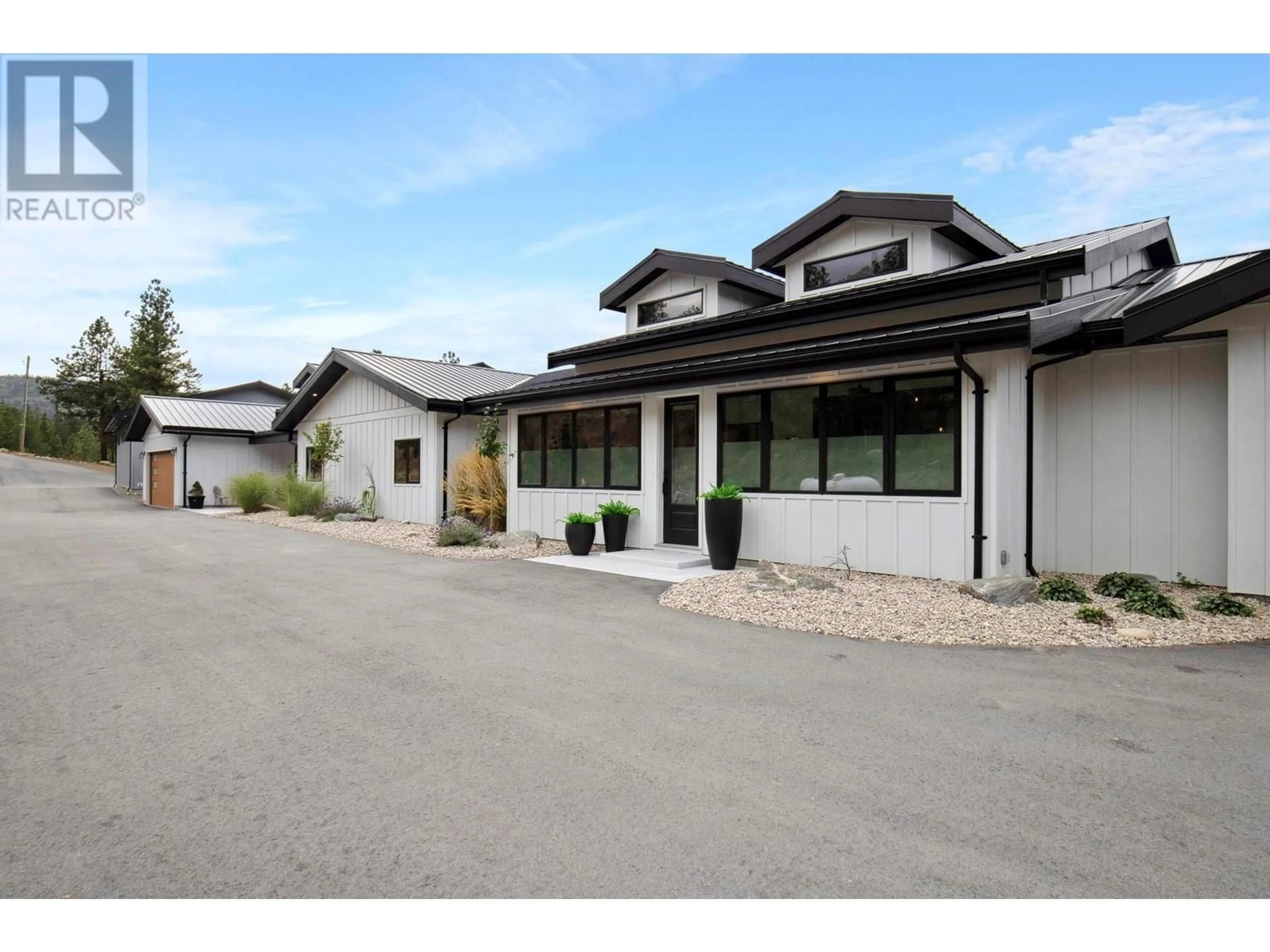 Unknown for 2137 CARMI ROAD, Penticton British Columbia V2A8V5
