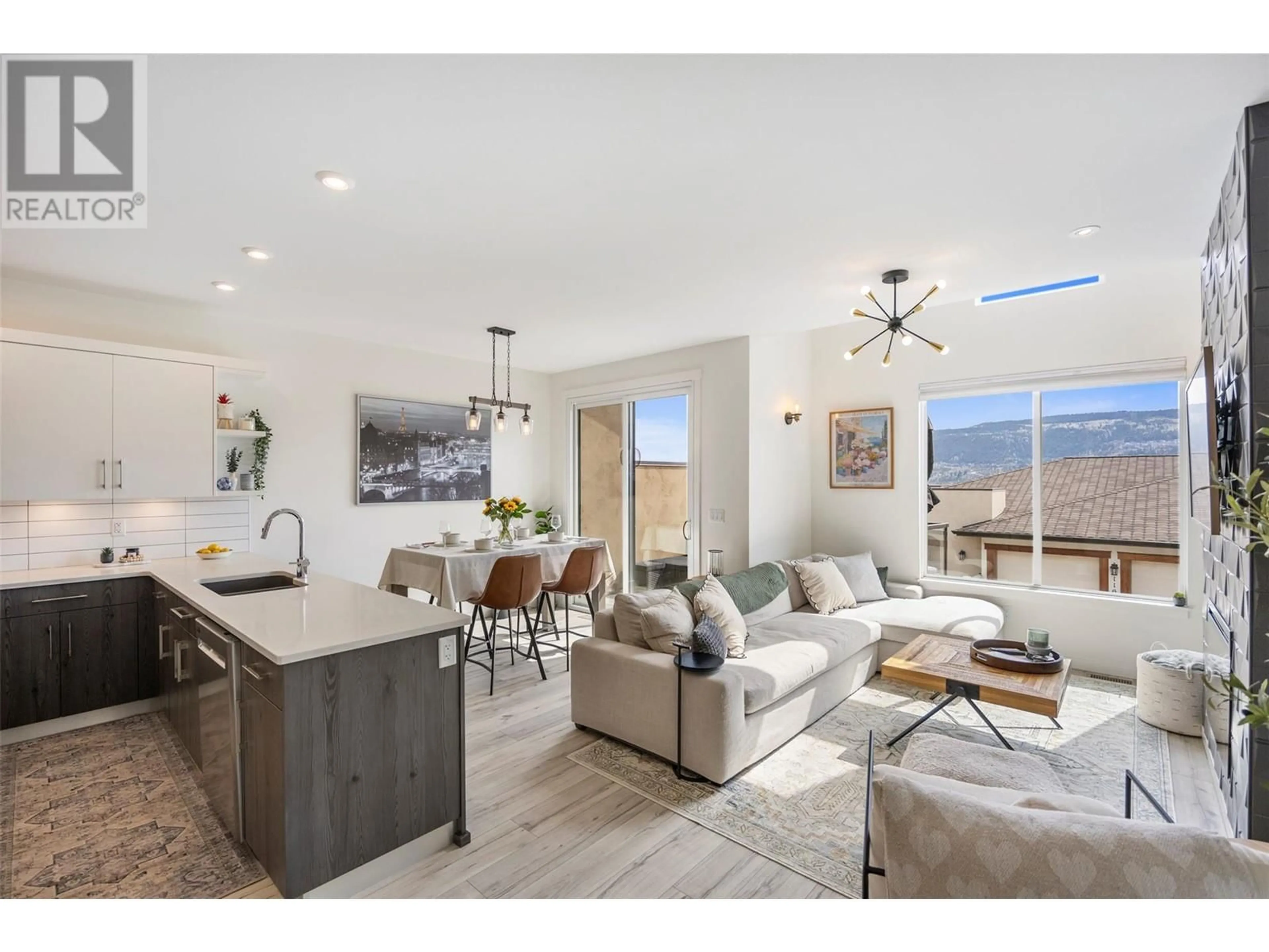 Open concept kitchen, unknown for 216 BELMONTE STREET, Kamloops British Columbia V2H0C6