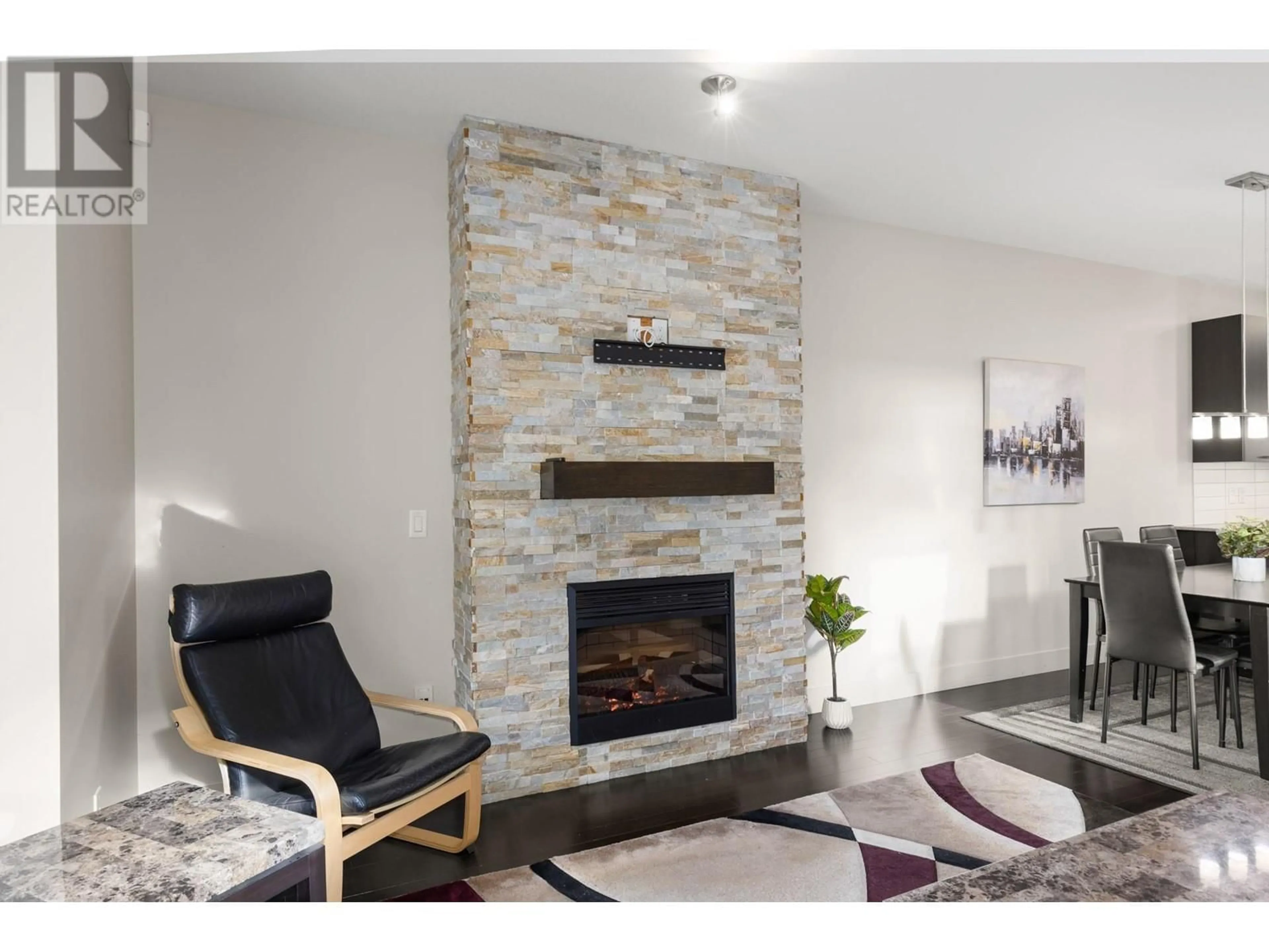 Living room with furniture, unknown for 13 - 600 SHERWOOD ROAD, Kelowna British Columbia V1W5K1