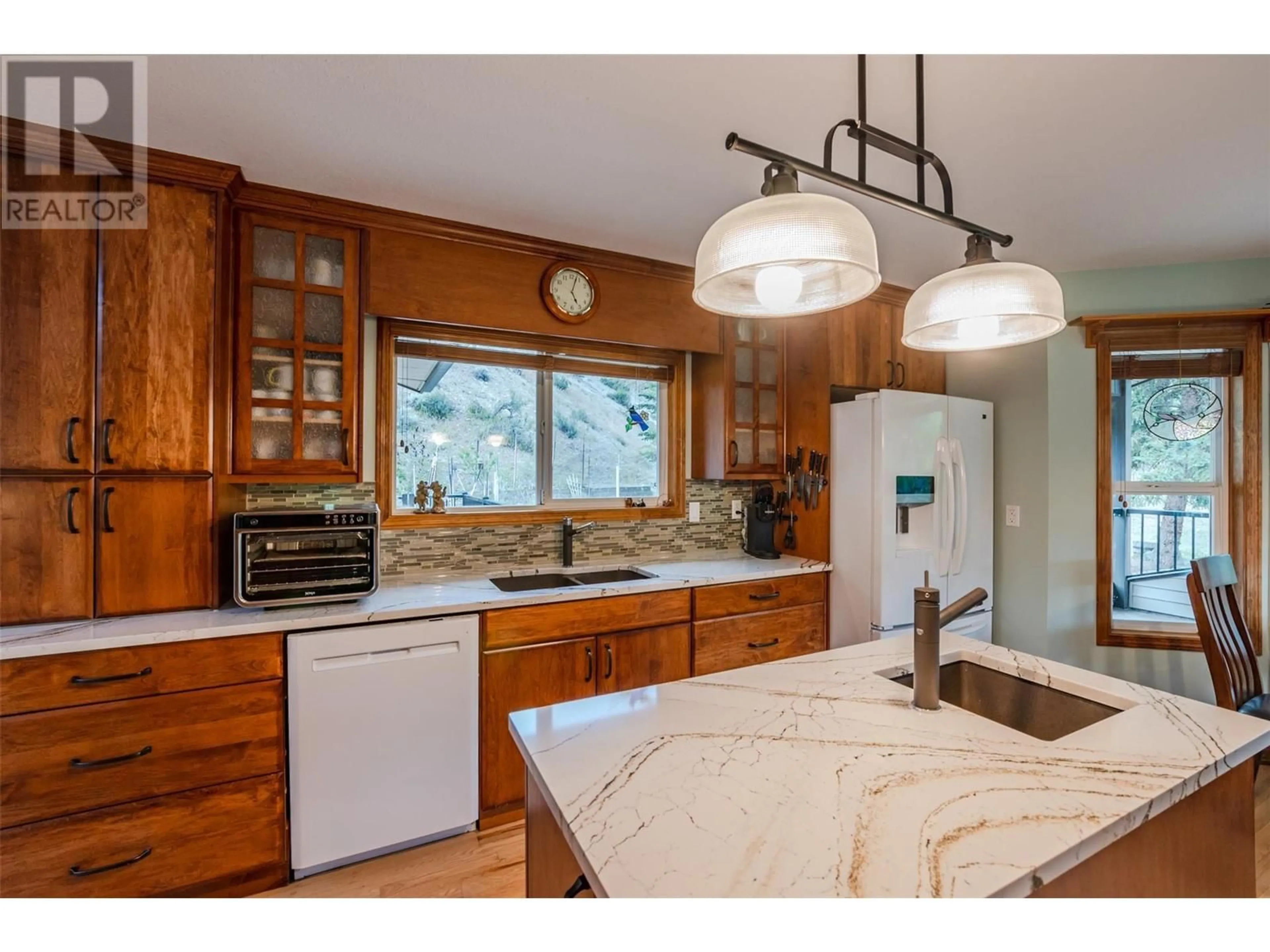 Open concept kitchen, unknown for 331 EASTSIDE ROAD, Okanagan Falls British Columbia V0H1R5