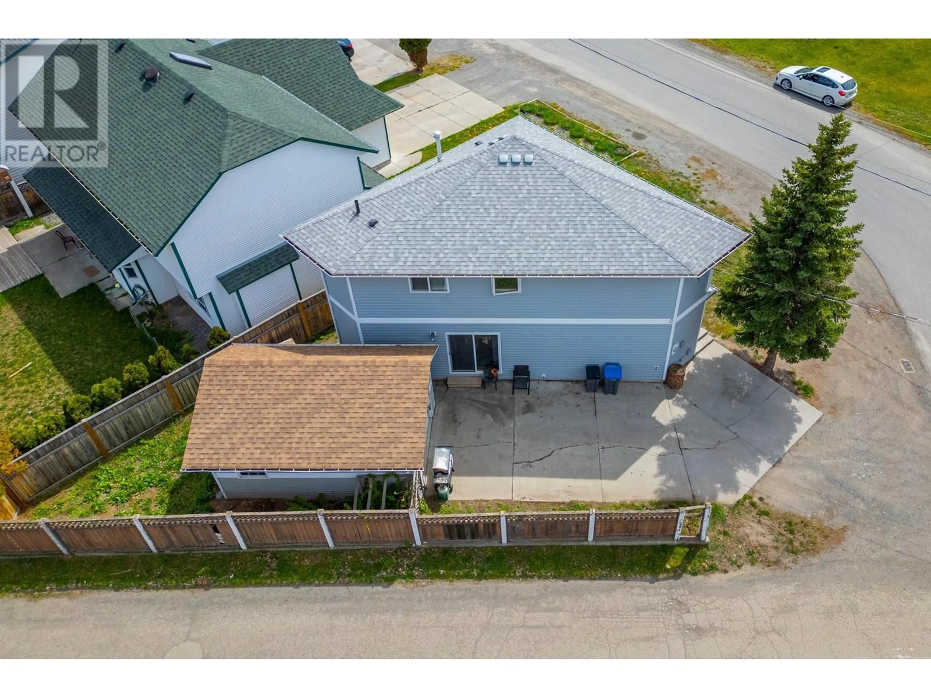 A pic from outside/outdoor area/front of a property/back of a property/a pic from drone, street for 2101 BLACKWELL AVENUE, Merritt British Columbia V1K1B8