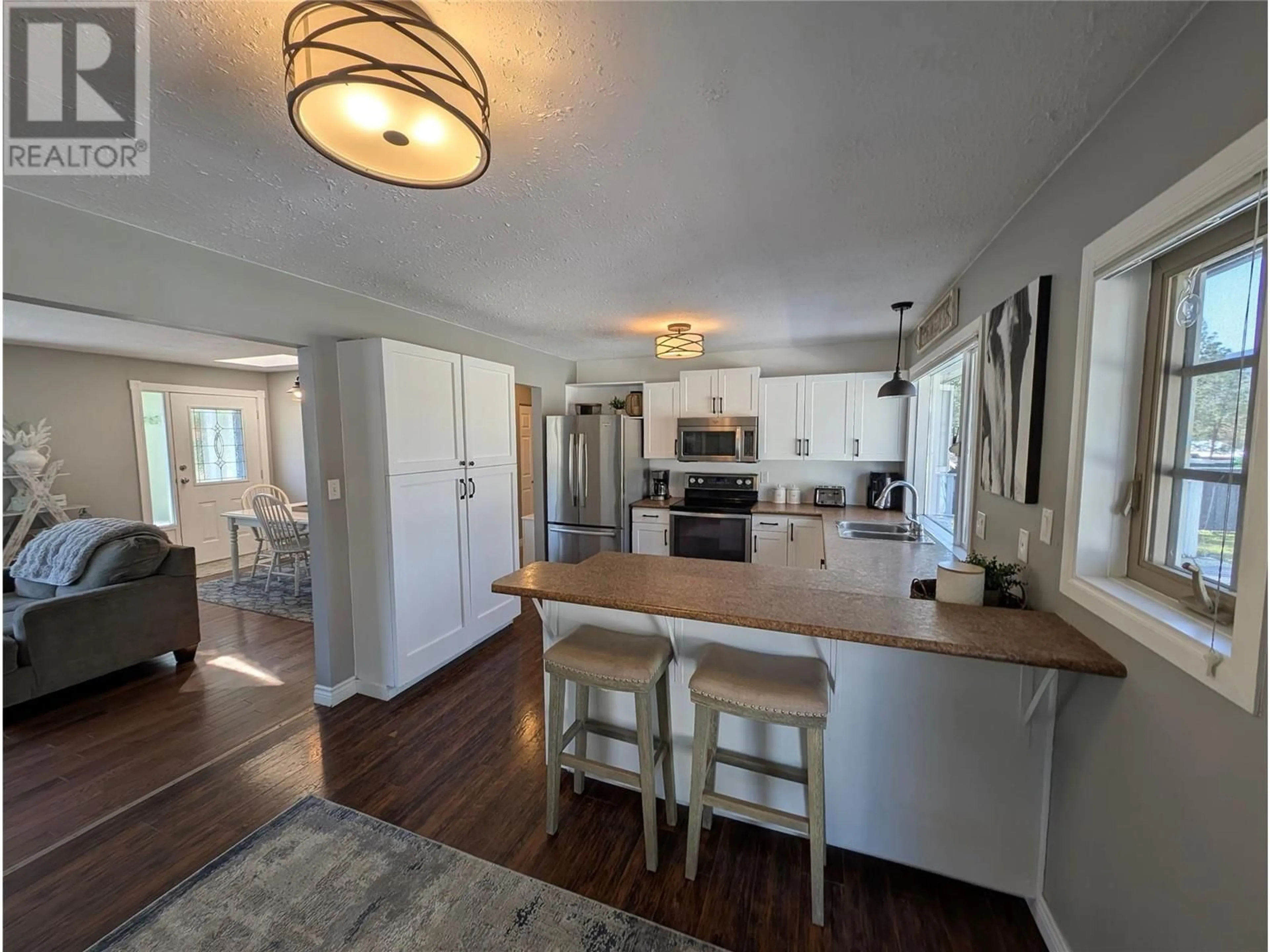 Open concept kitchen, unknown for 2521 KINVIG STREET, Merritt British Columbia V0K1Y0