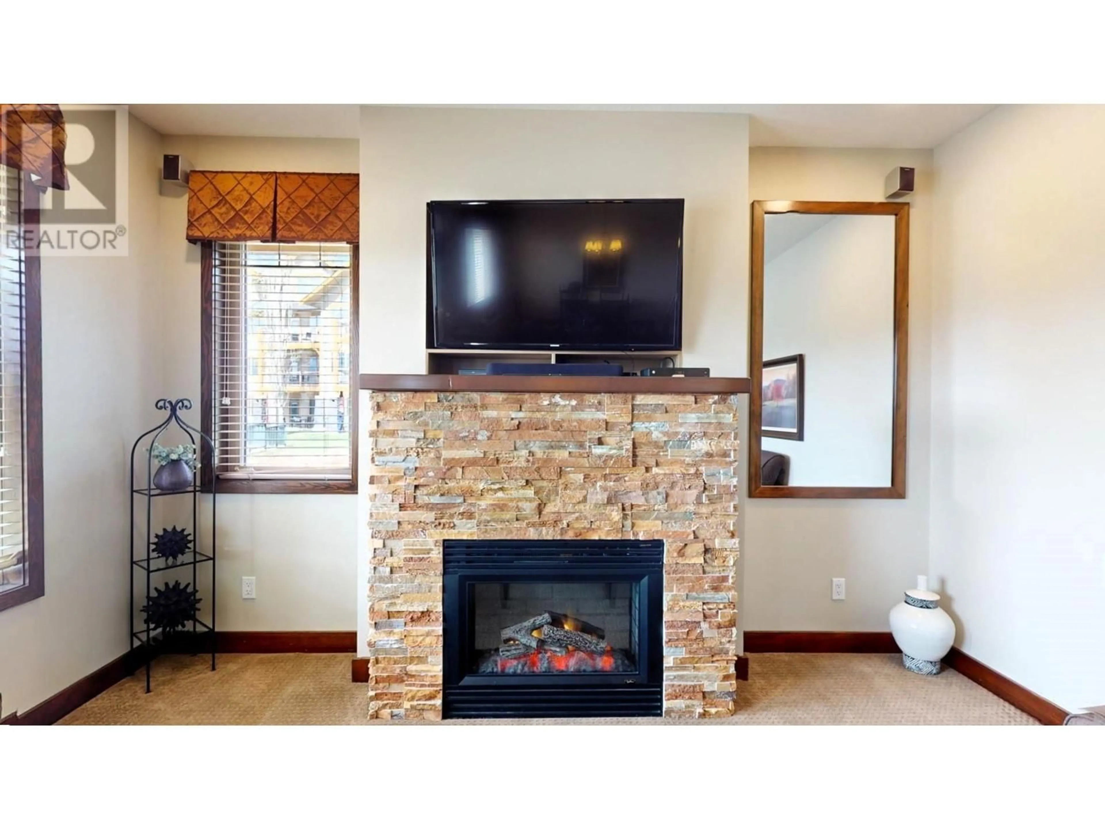 Home theater for 616 D - 600 BIGHORN BOULEVARD, Radium Hot Springs British Columbia V0A1M0