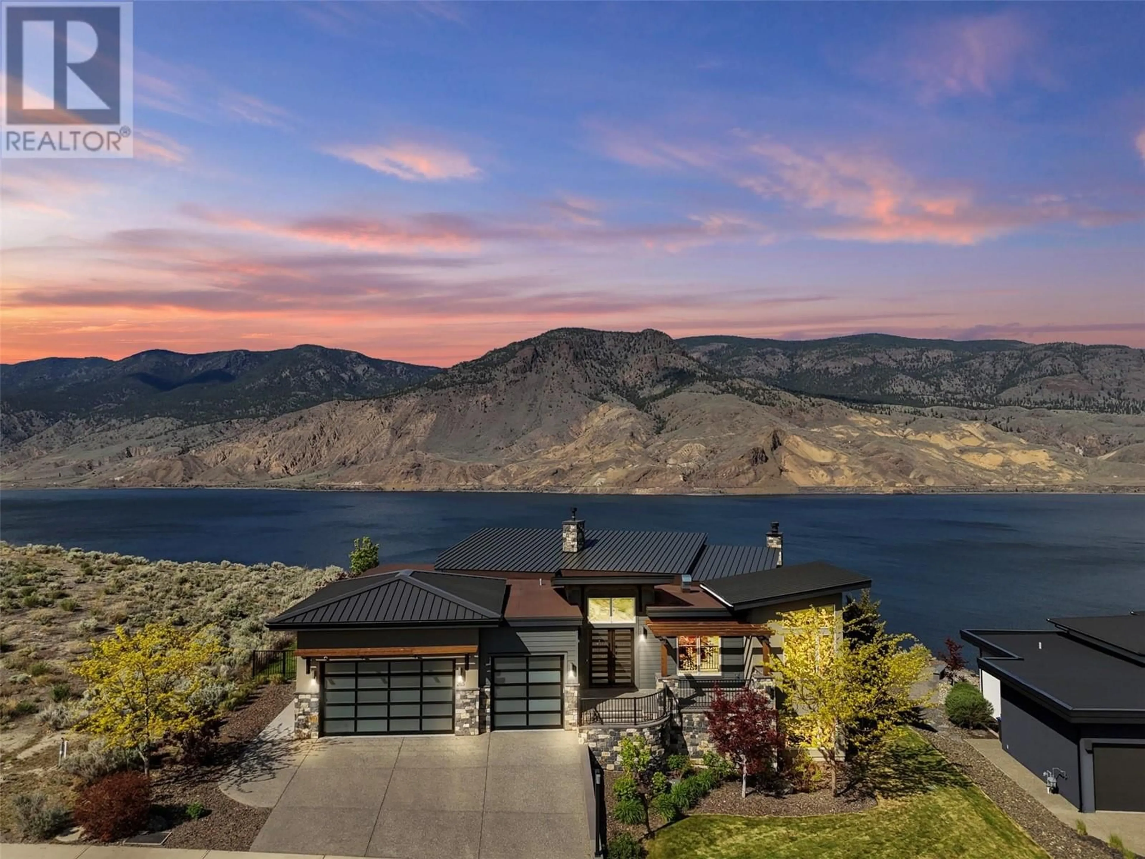 A pic from outside/outdoor area/front of a property/back of a property/a pic from drone, water/lake/river/ocean view for 265 HOLLOWAY DRIVE, Kamloops British Columbia V1S0B3