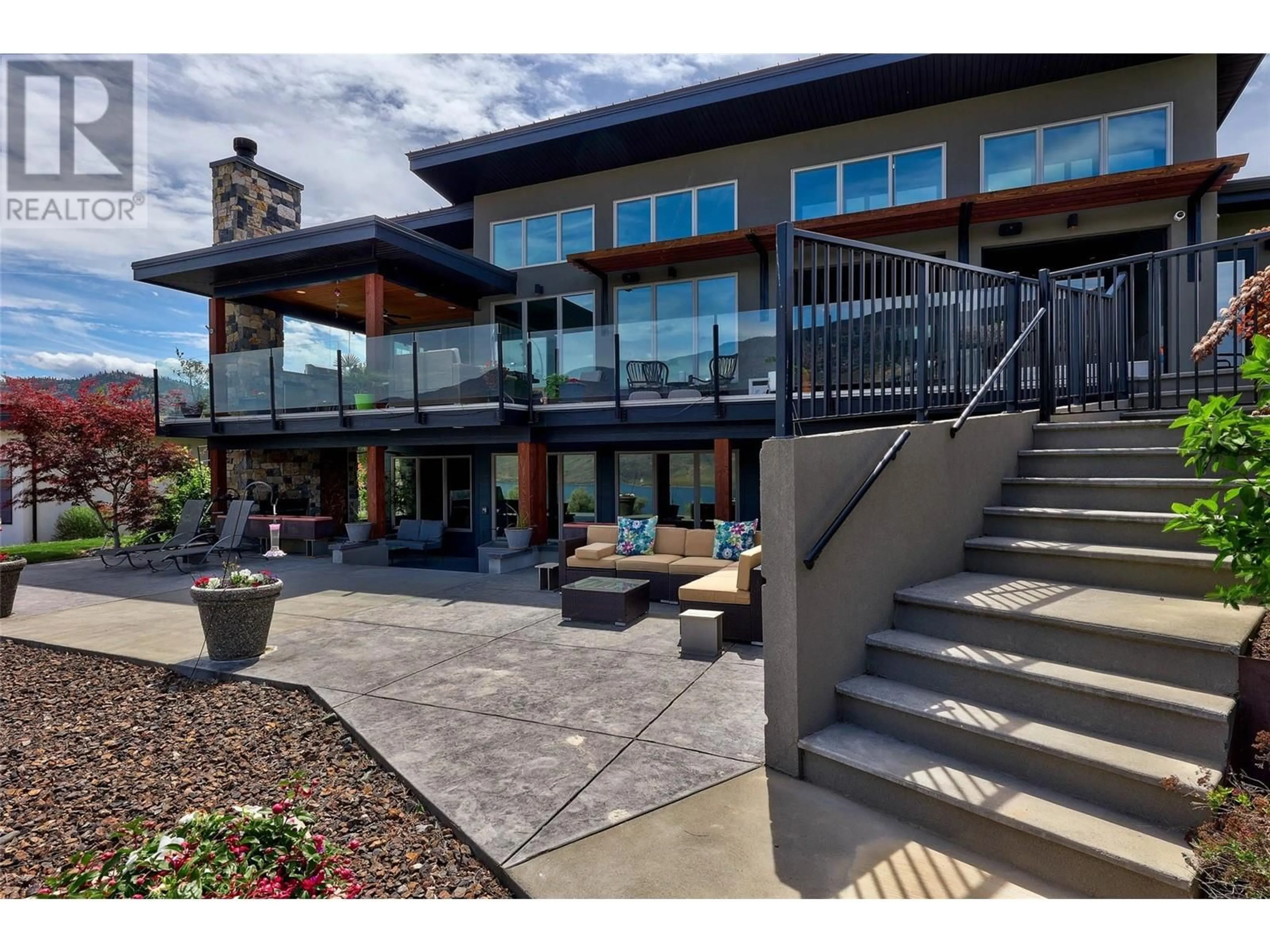 Patio, unknown for 265 HOLLOWAY DRIVE, Kamloops British Columbia V1S0B3