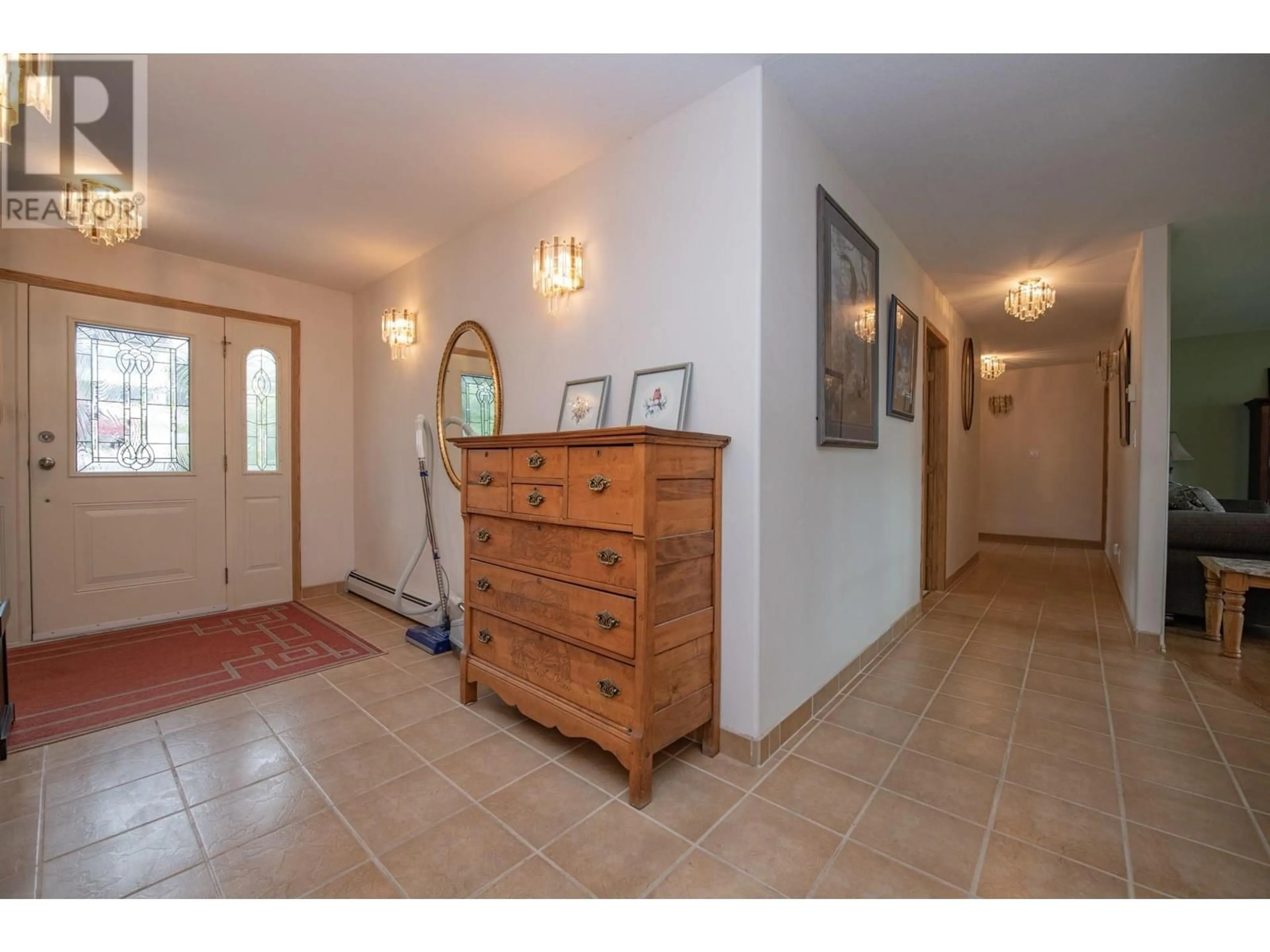 Indoor foyer for 1200 LAWES STREET, Enderby British Columbia V0E1V0
