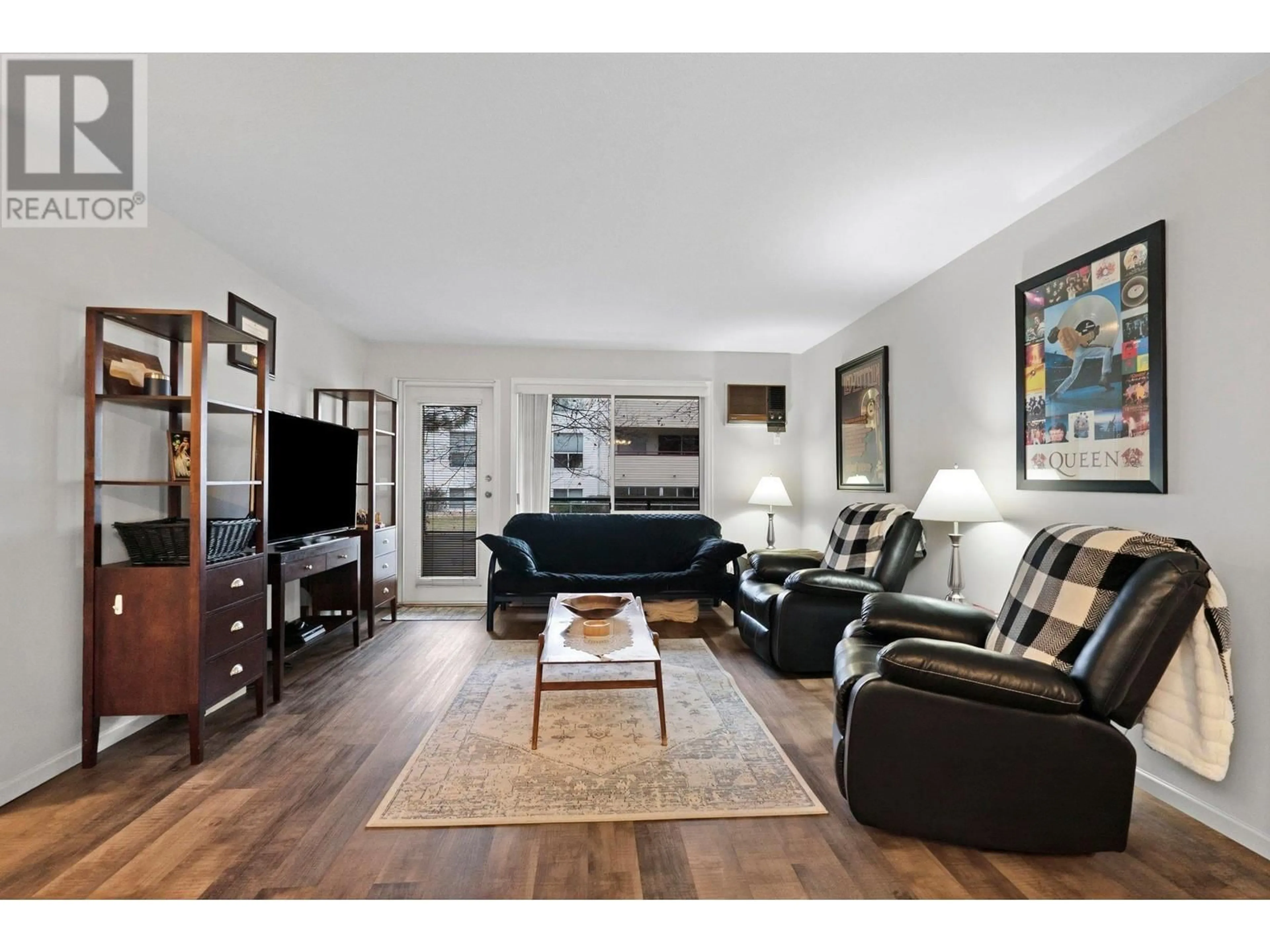 Living room with furniture, unknown for 211 - 730 BADKE ROAD, Kelowna British Columbia V1X6G9
