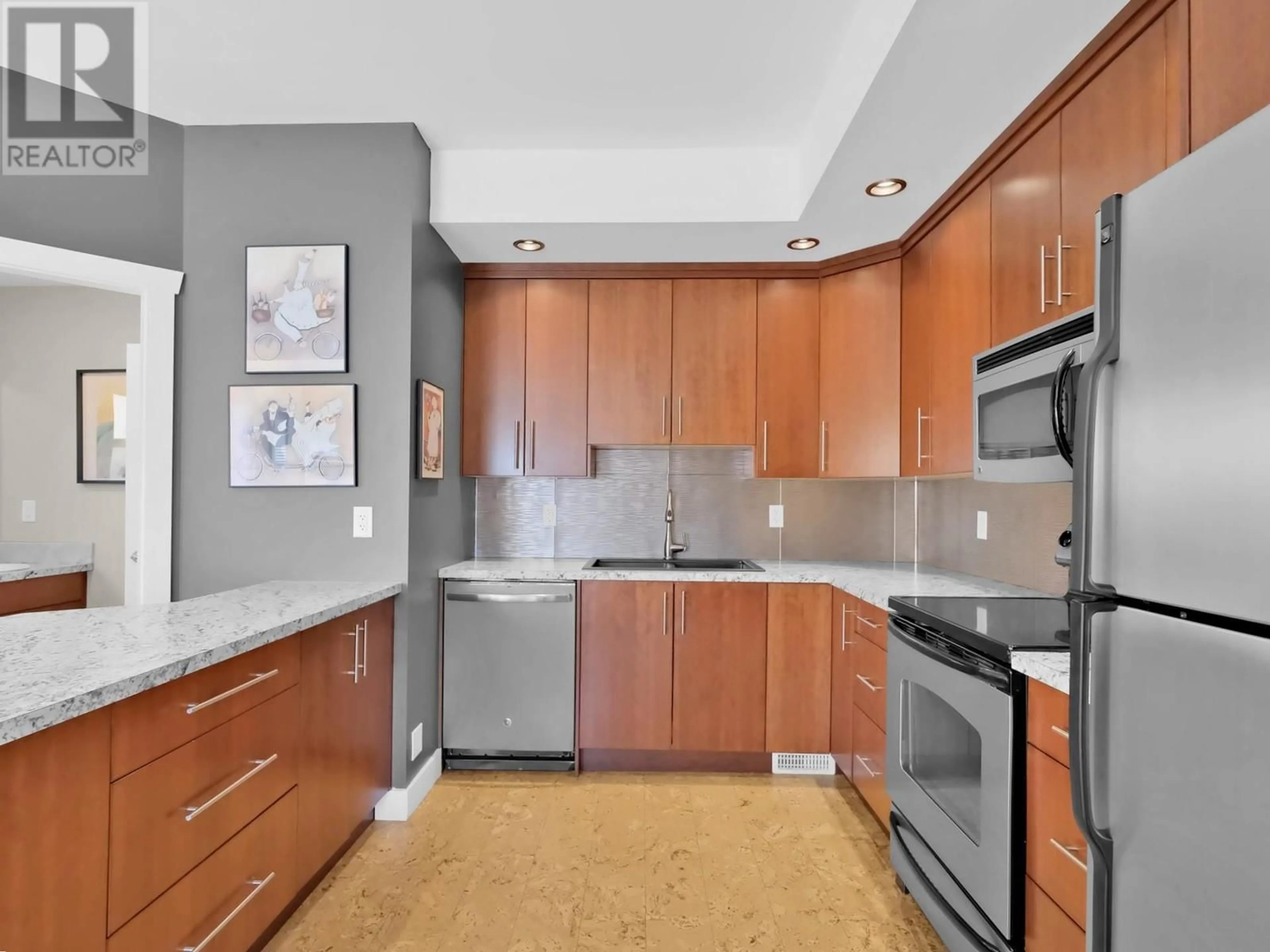 Unknown for 102 - 598 WESTMINSTER AVENUE WEST, Penticton British Columbia V2A1K6