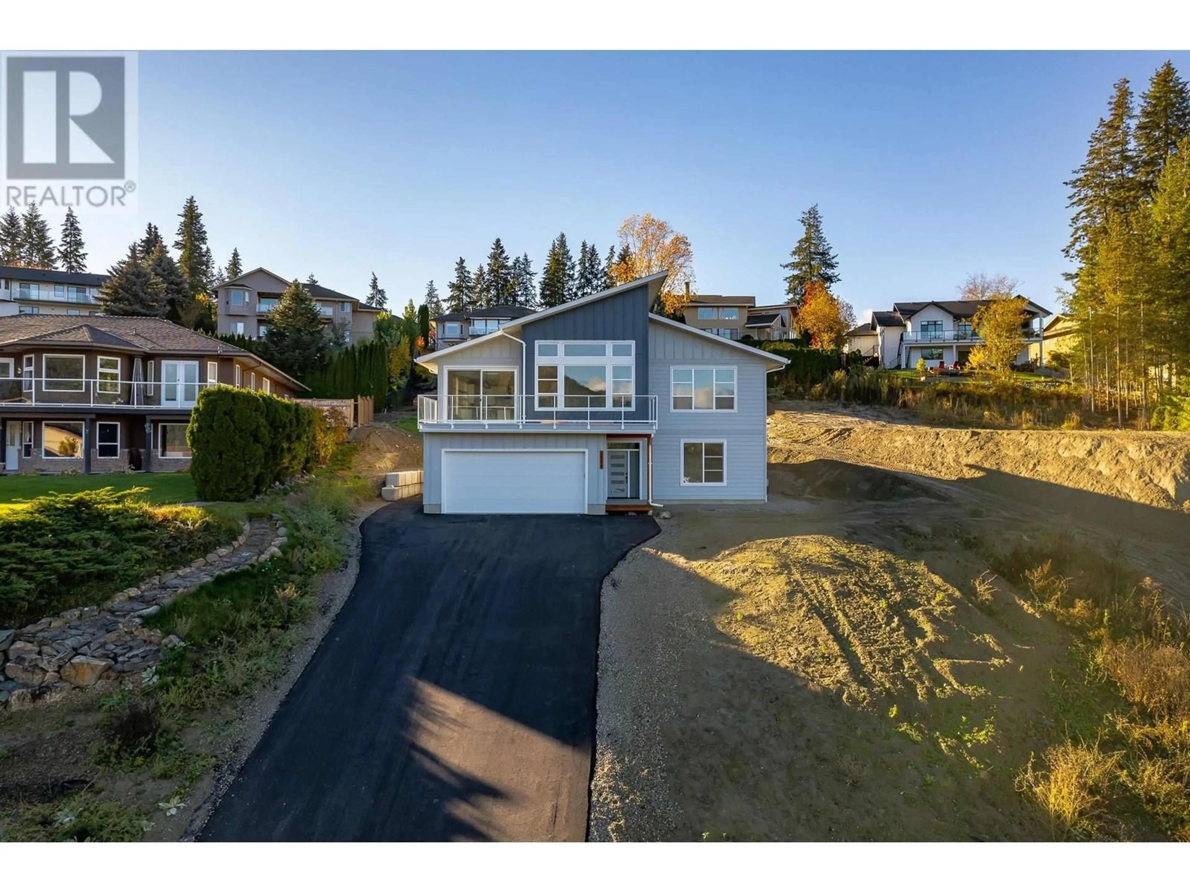 A pic from outside/outdoor area/front of a property/back of a property/a pic from drone, street for 2594 GRAND VIEW PLACE, Blind Bay British Columbia V0E1H2