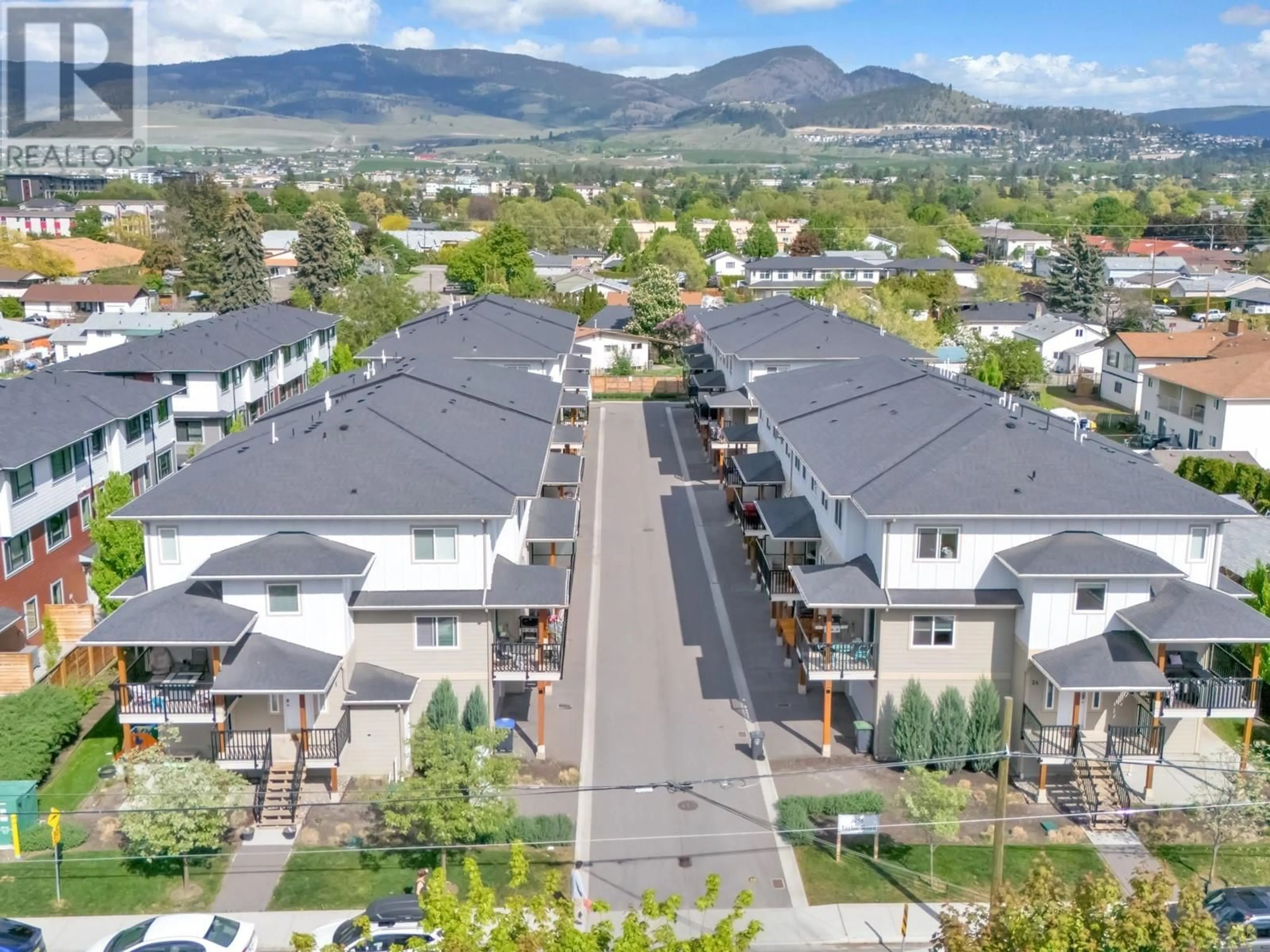 A pic from outside/outdoor area/front of a property/back of a property/a pic from drone, mountain view for 22 - 255 TAYLOR ROAD, Kelowna British Columbia V1X4G1