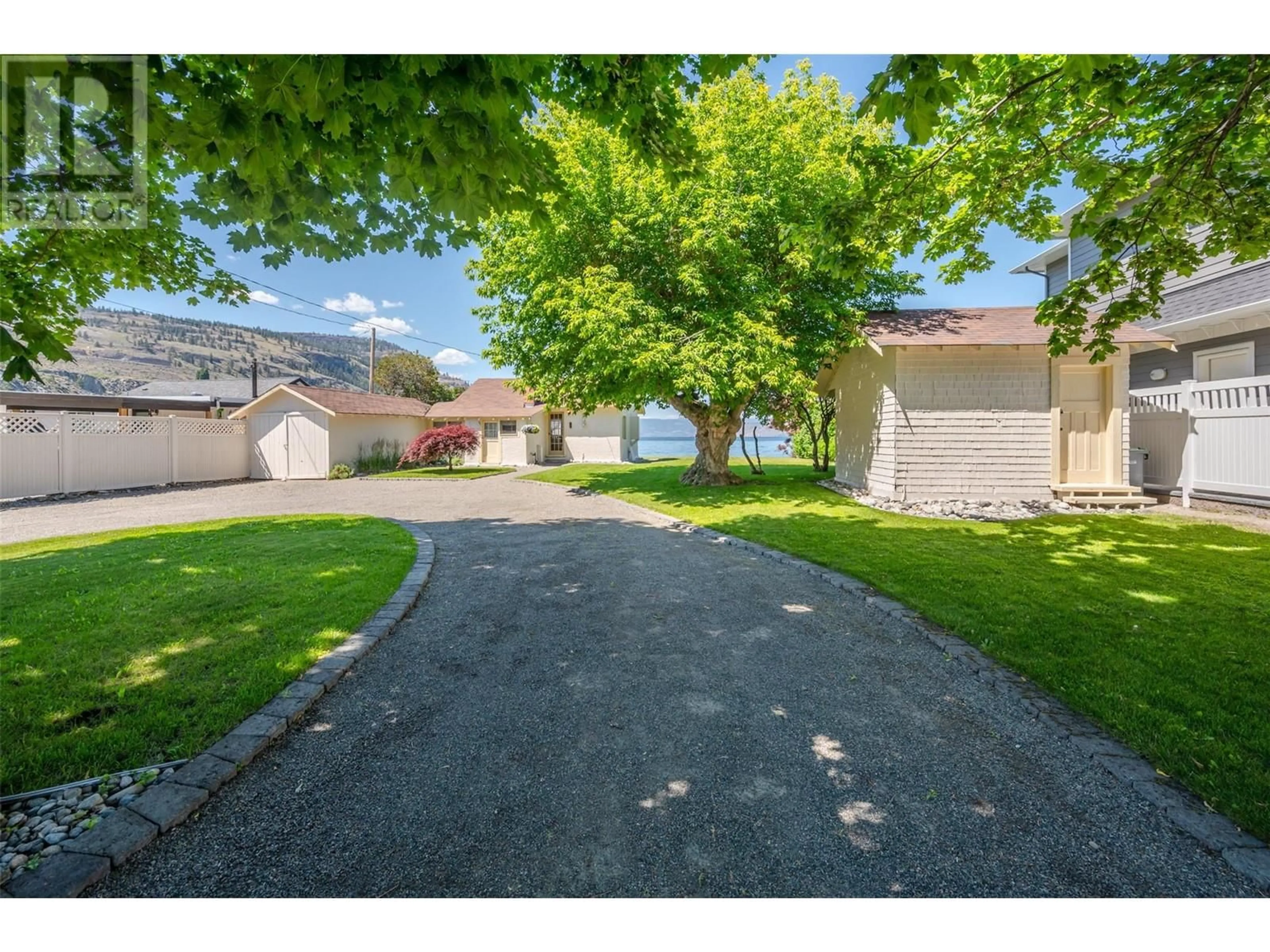 A pic from outside/outdoor area/front of a property/back of a property/a pic from drone, street for 19235 LAKESHORE DRIVE NORTH, Summerland British Columbia V0H1Z6