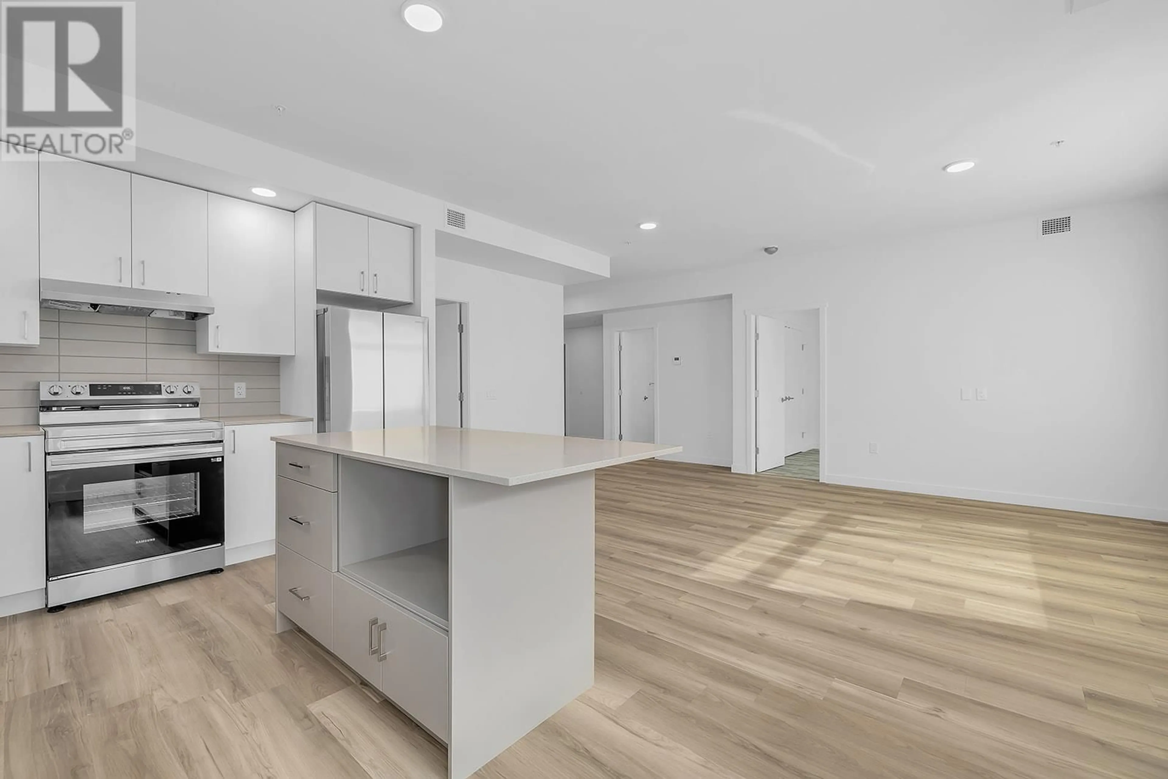 Open concept kitchen, unknown for 318 - 1057 FROST ROAD, Kelowna British Columbia V1W0G7