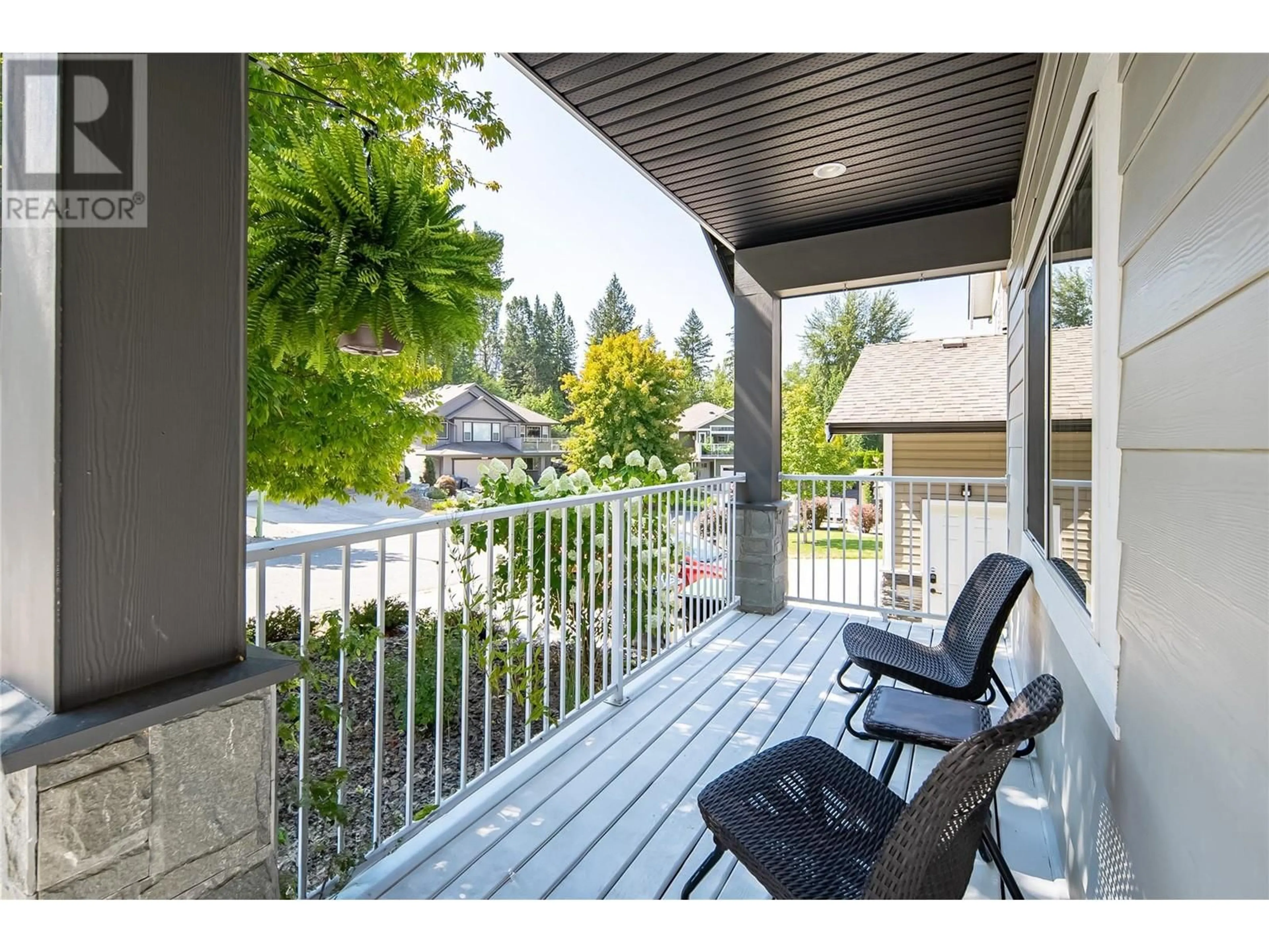 Patio, street for 5084 SEON CRESCENT, Kelowna British Columbia V1W5G8