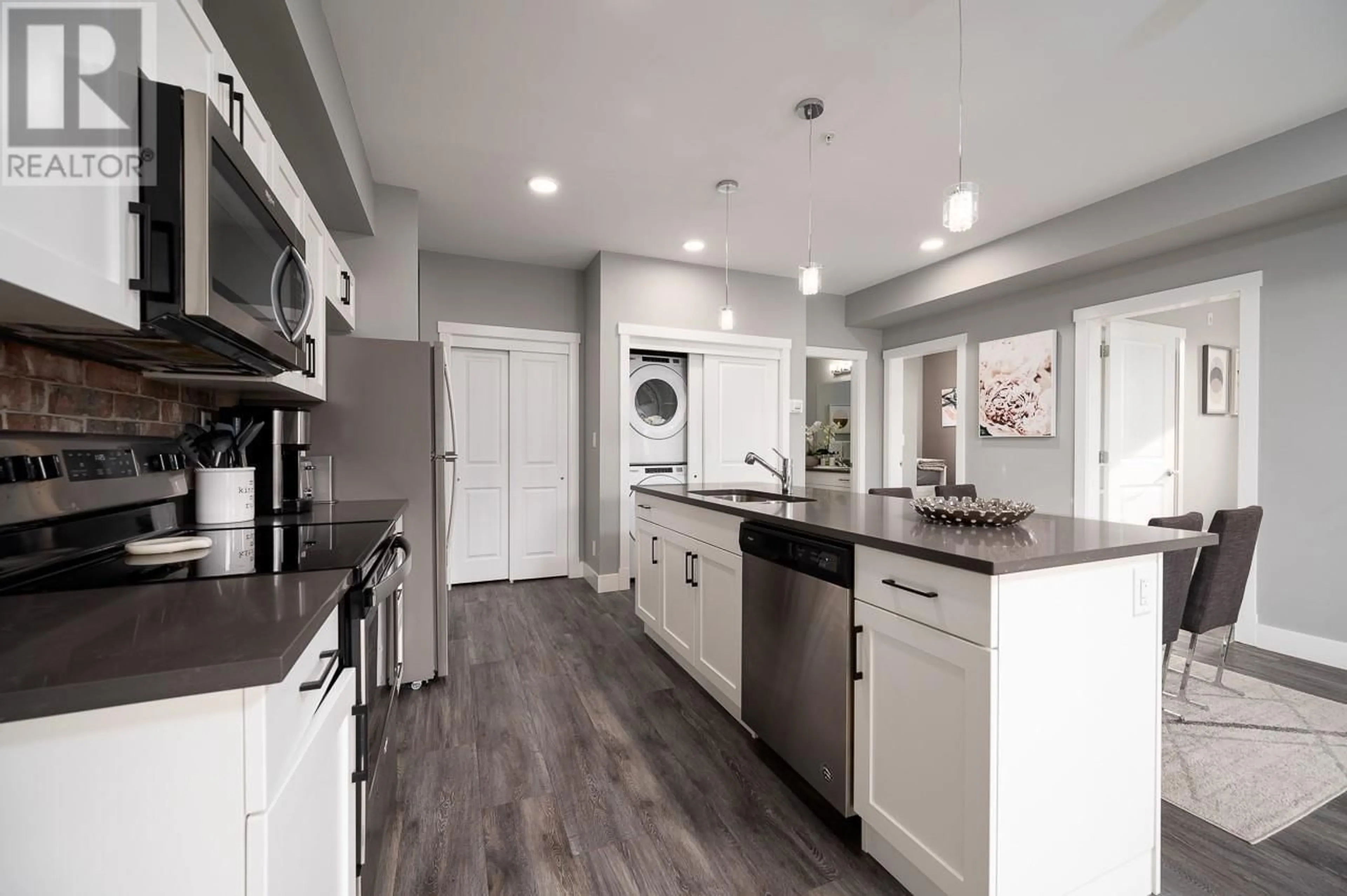 Open concept kitchen, unknown for 311 - 280 TRANQUILLE ROAD, Kamloops British Columbia V2B0J1