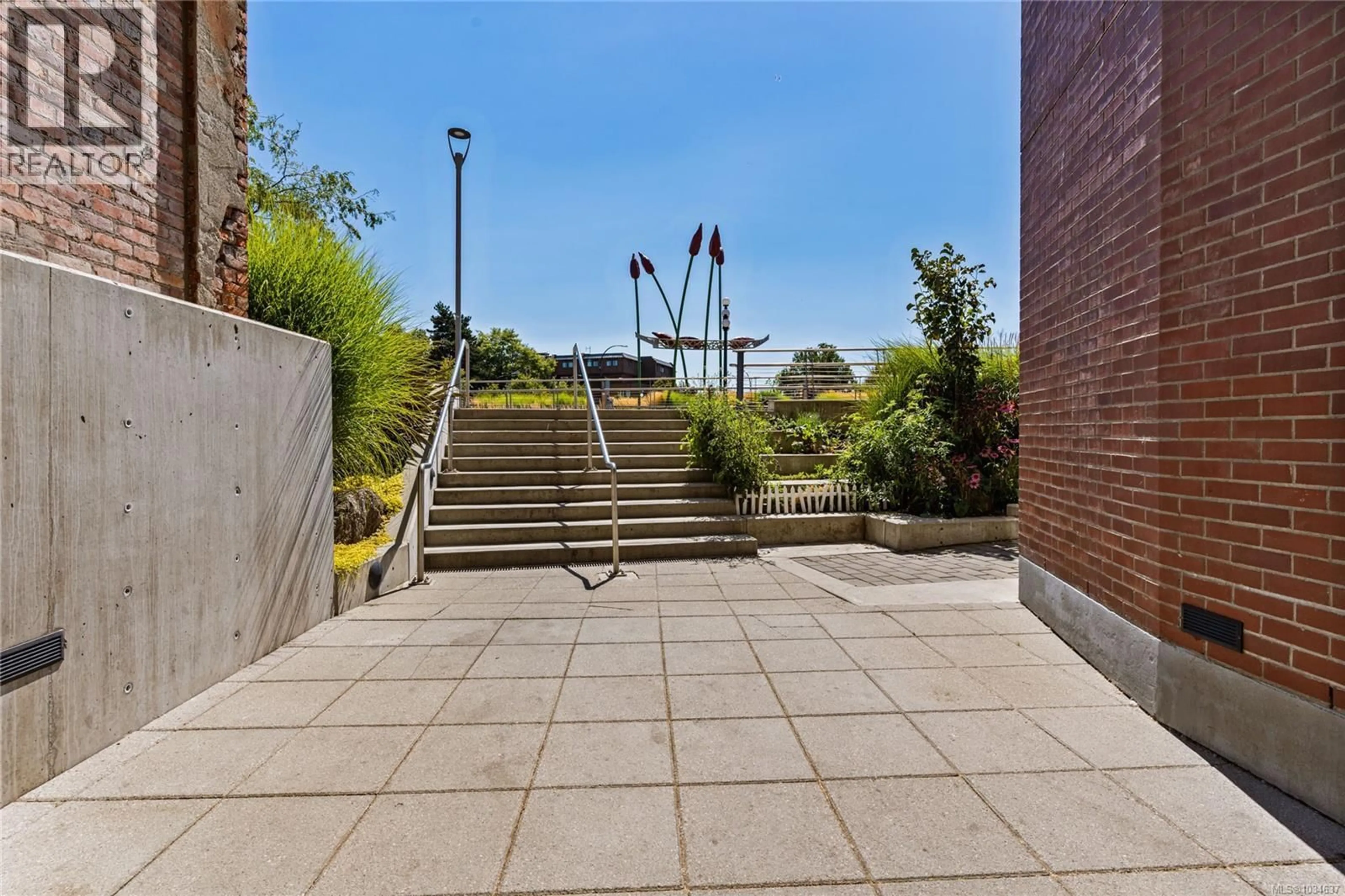 Unknown for 211 - 456 PANDORA AVENUE, Victoria British Columbia V8W0E3