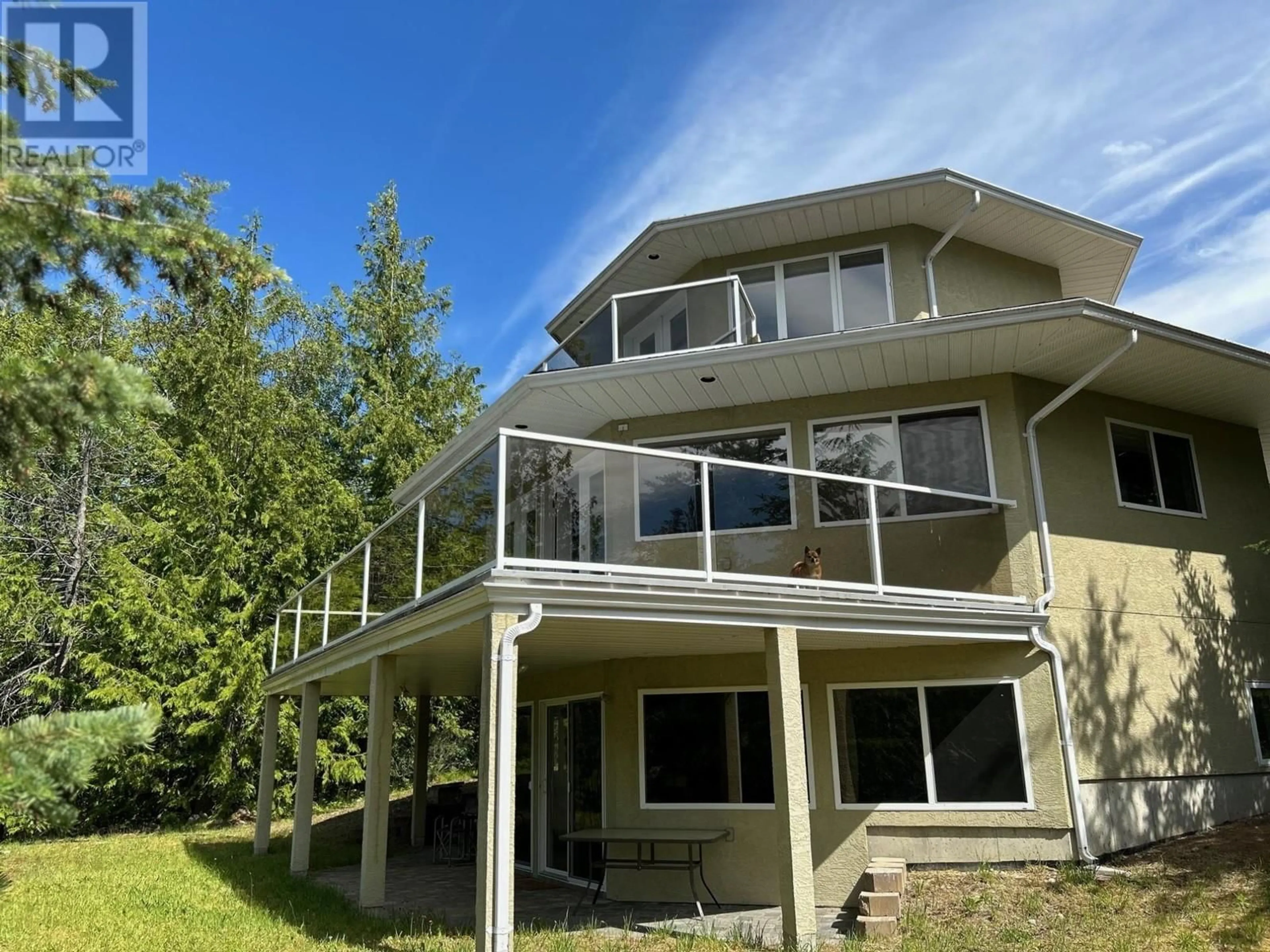 Home with vinyl exterior material, unknown for 245 RAINBOW RIDGE ROAD, Procter British Columbia V1L0B7