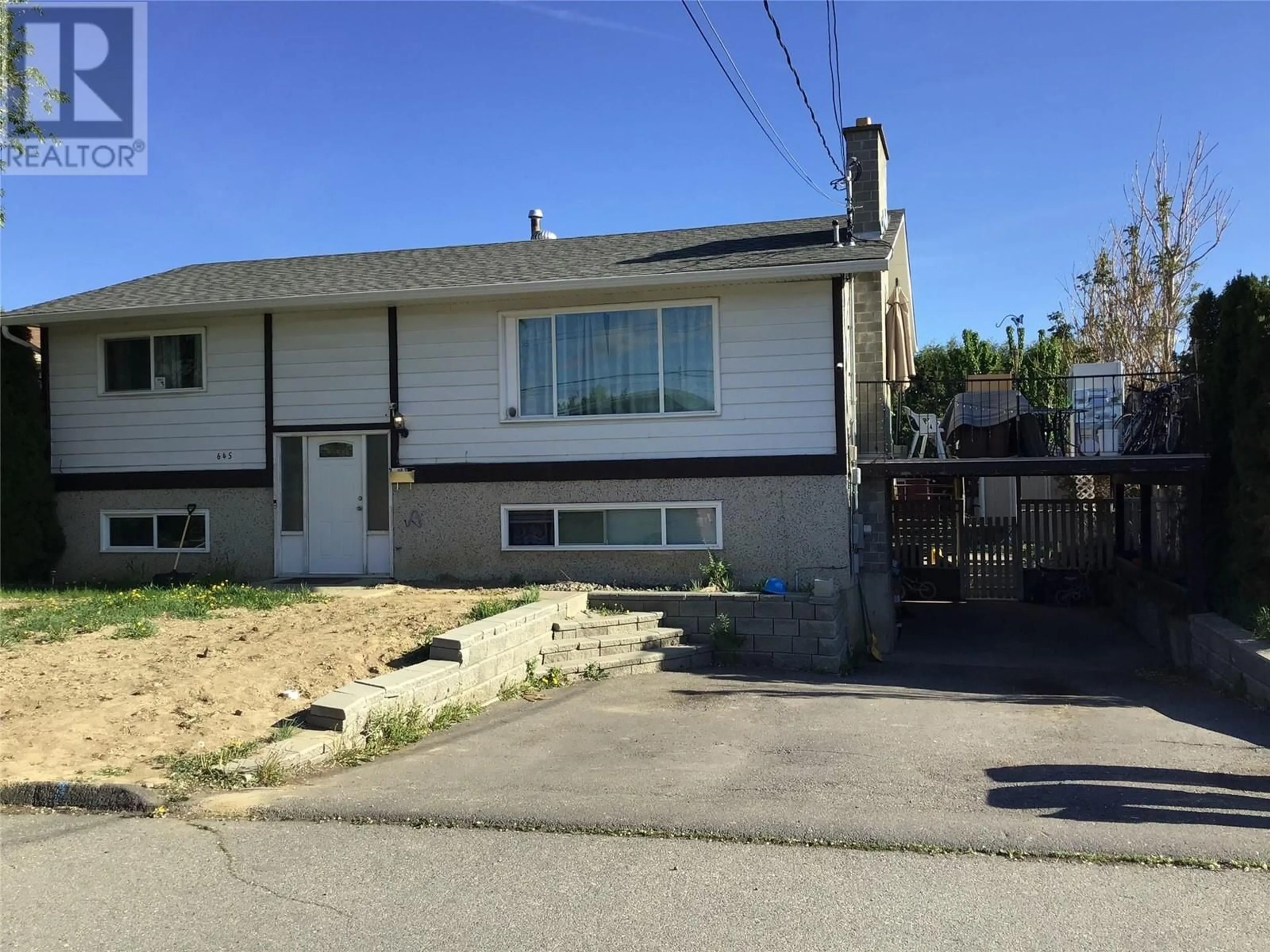 Unknown for 645 COURTENAY CRESCENT, Kamloops British Columbia V2B1Z7
