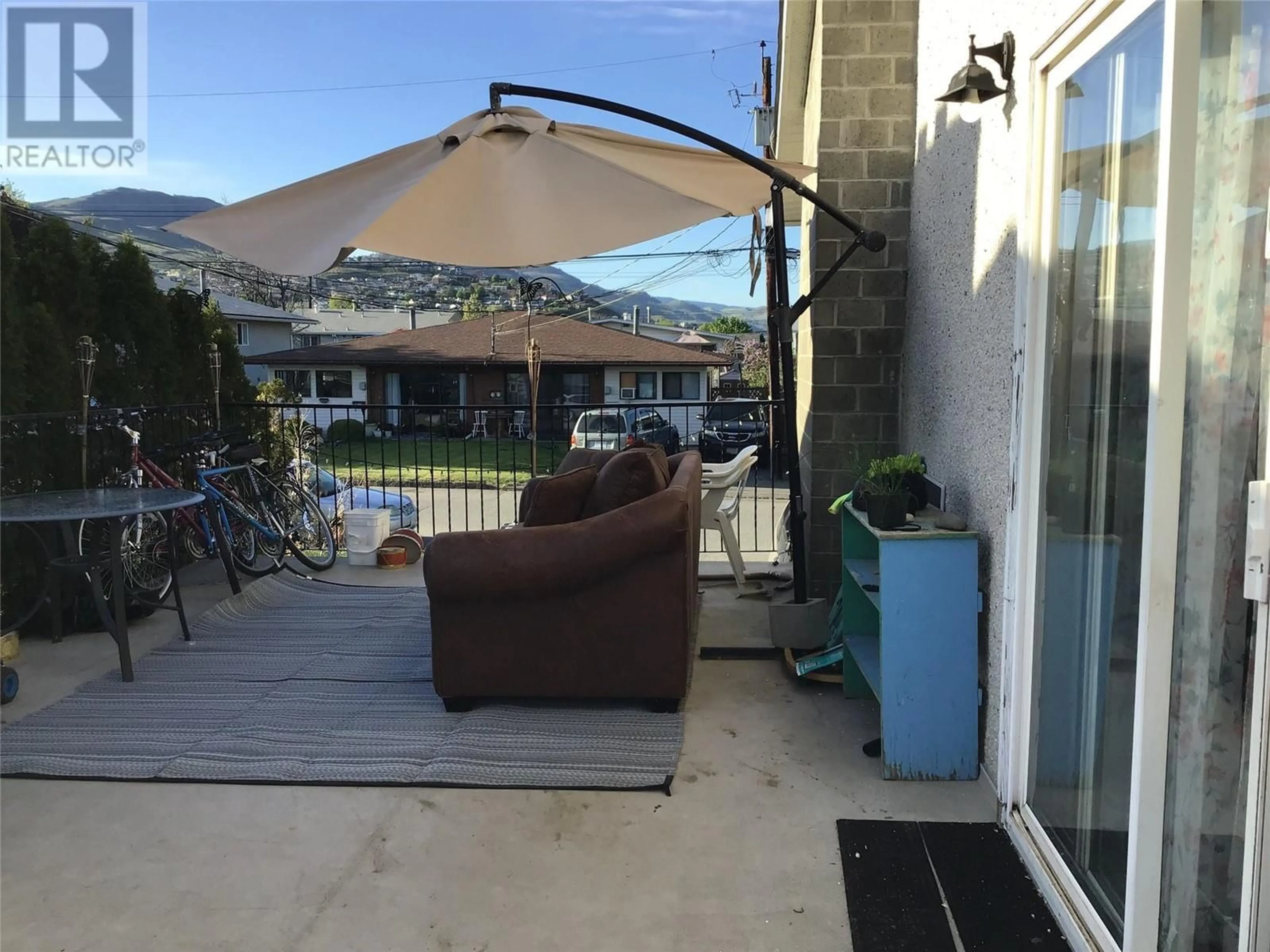 Patio, mountain view for 645 COURTENAY CRESCENT, Kamloops British Columbia V2B1Z7