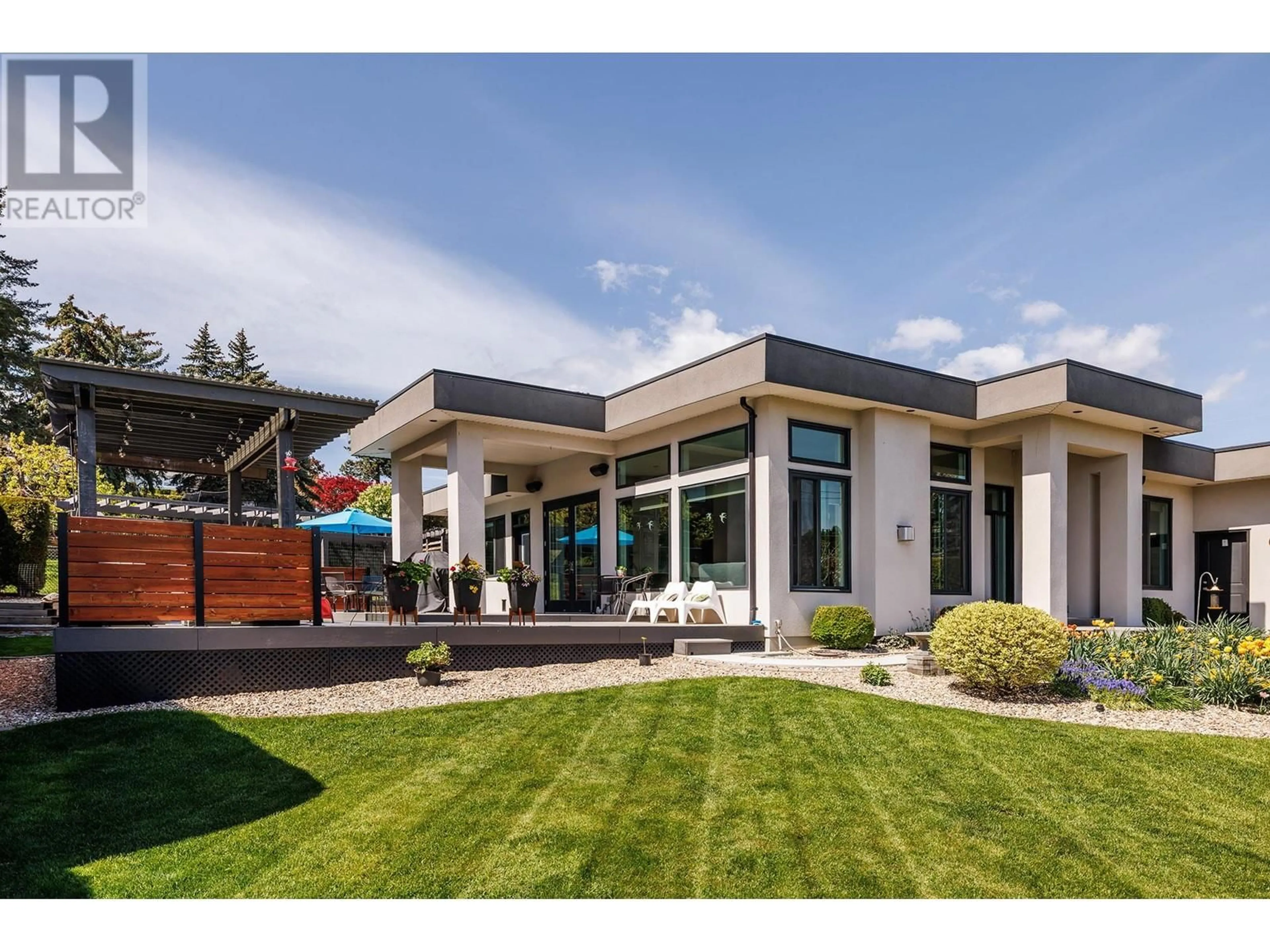 Home with vinyl exterior material, mountain view for 2904 WEATHERHILL ROAD, West Kelowna British Columbia V1Z1P3