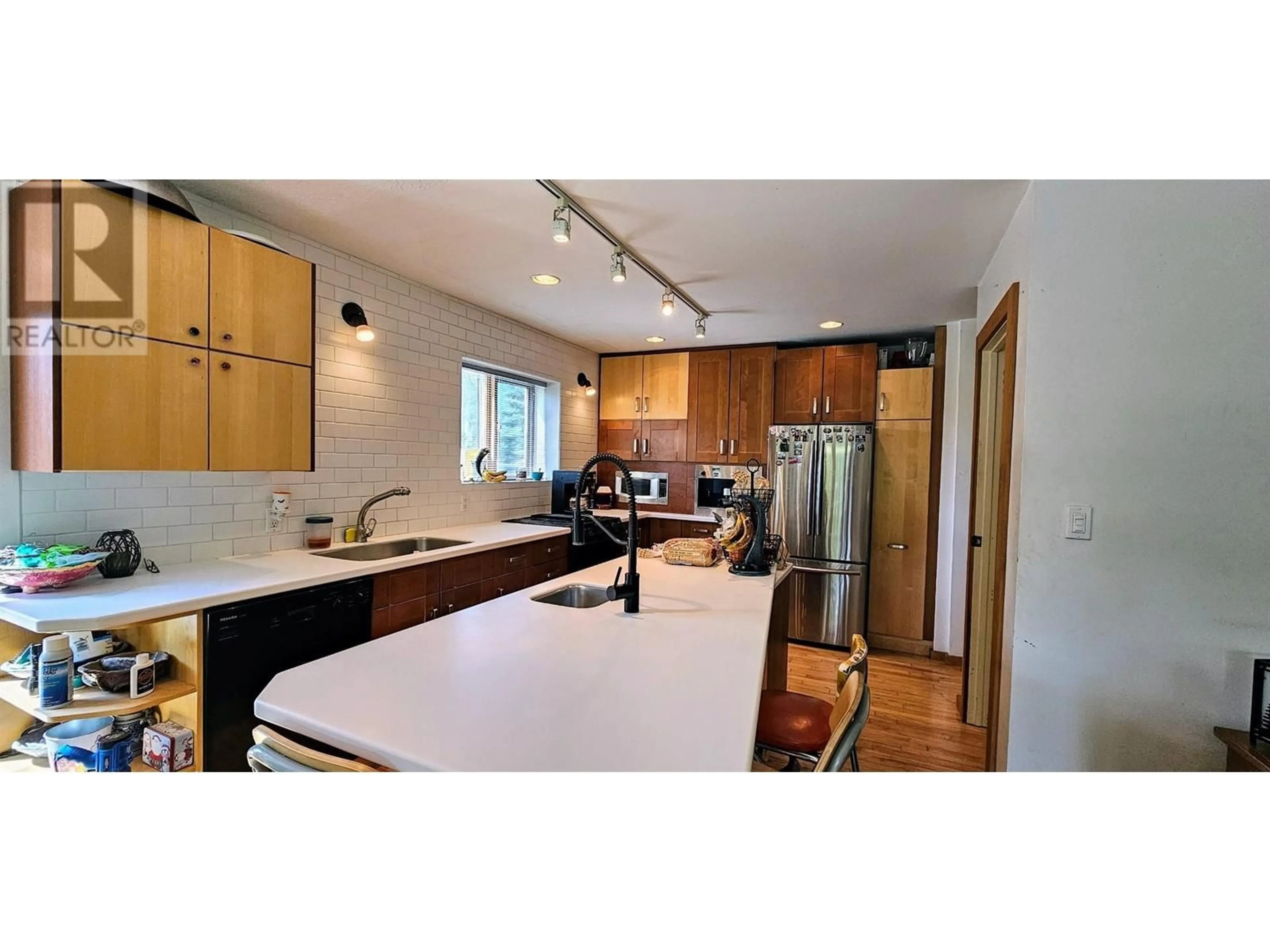 Unknown for 3560 ISLAND POND ROAD, Skookumchuck British Columbia V0B2E0
