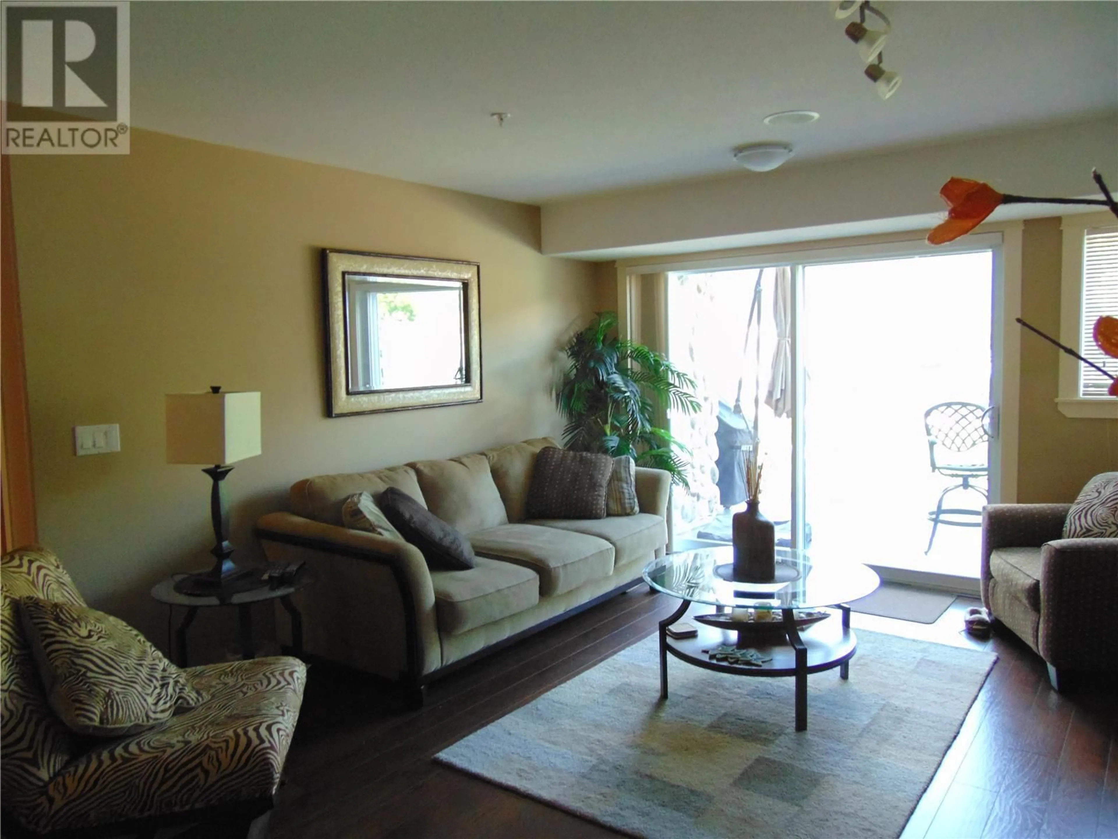Living room with furniture, unknown for 30 - 1130 RIVERSIDE AVENUE, Sicamous British Columbia V0E2V1
