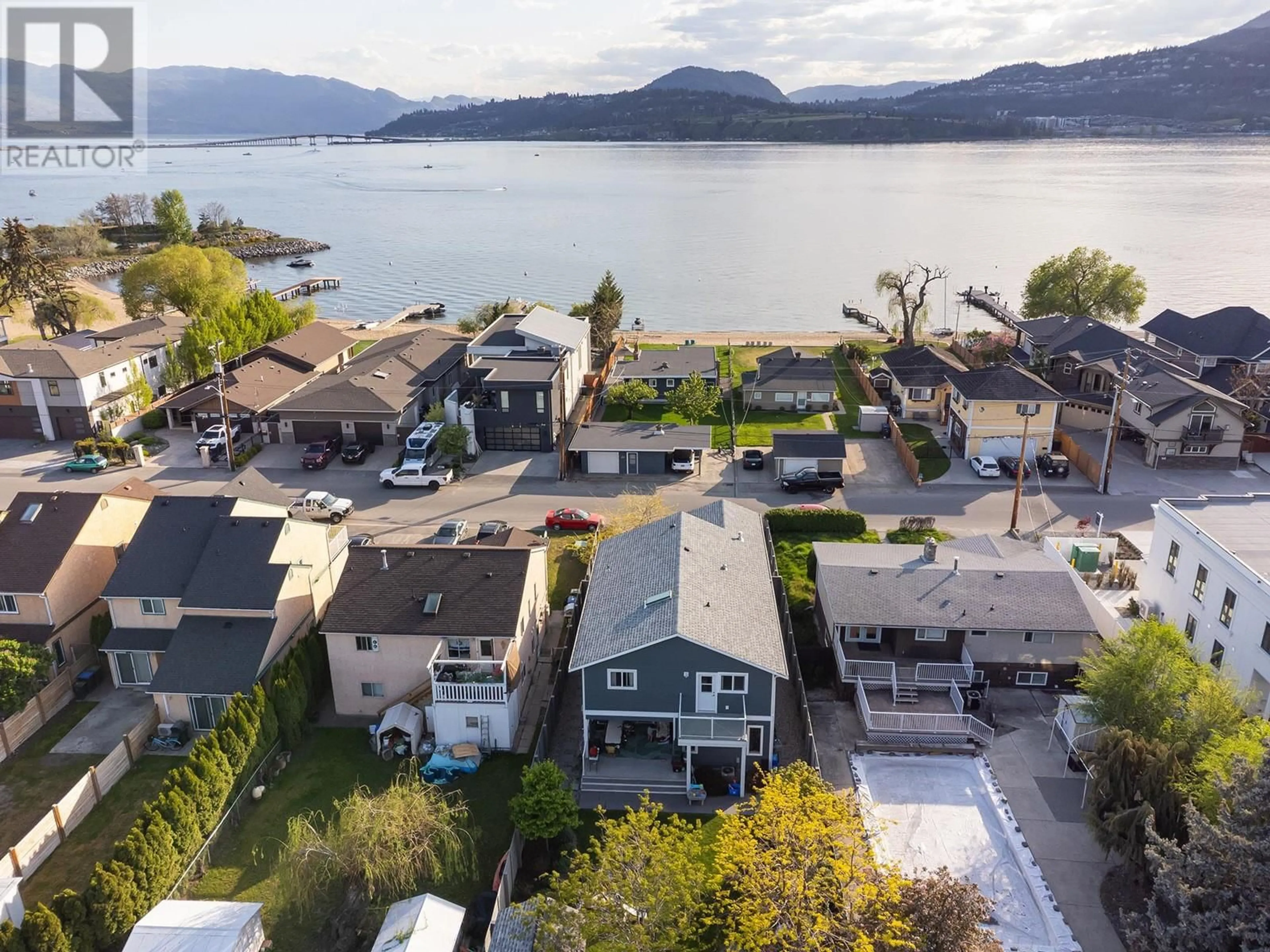 A pic from outside/outdoor area/front of a property/back of a property/a pic from drone, water/lake/river/ocean view for 969 MANHATTAN DRIVE, Kelowna British Columbia V1Y1H7