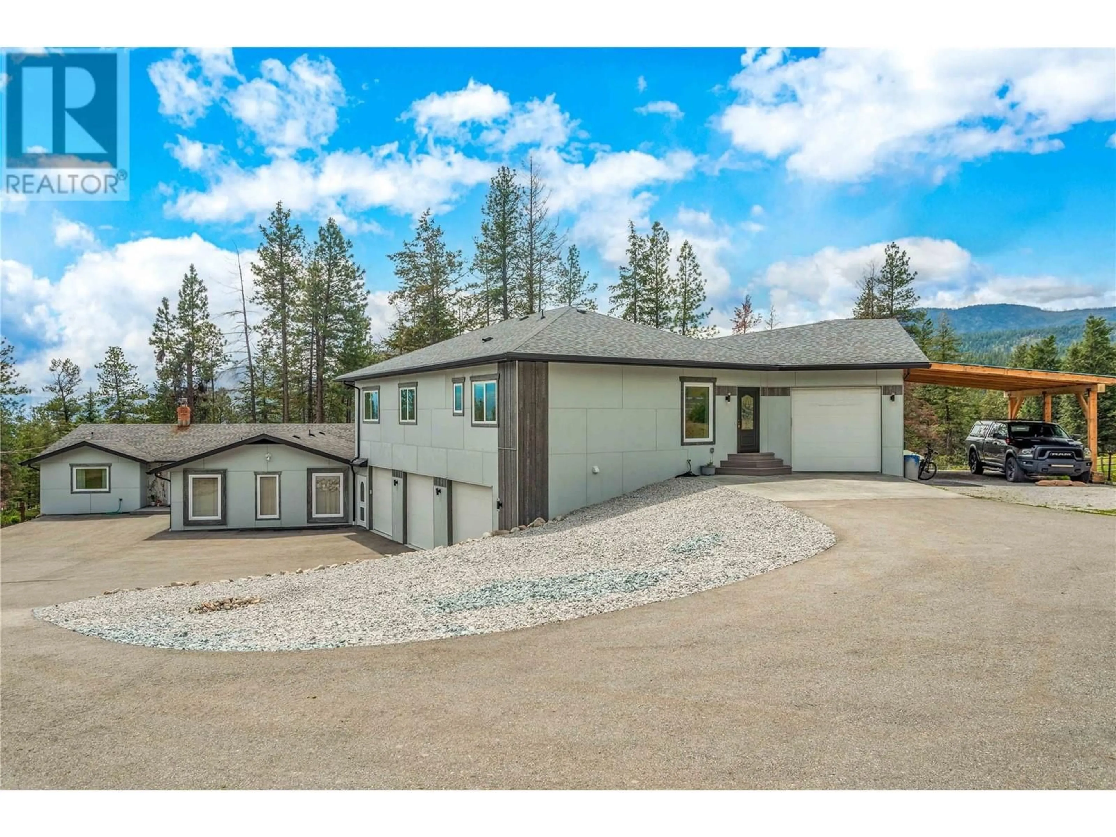 A pic from outside/outdoor area/front of a property/back of a property/a pic from drone, mountain view for 5308 LAW STREET, Peachland British Columbia V0H1X8