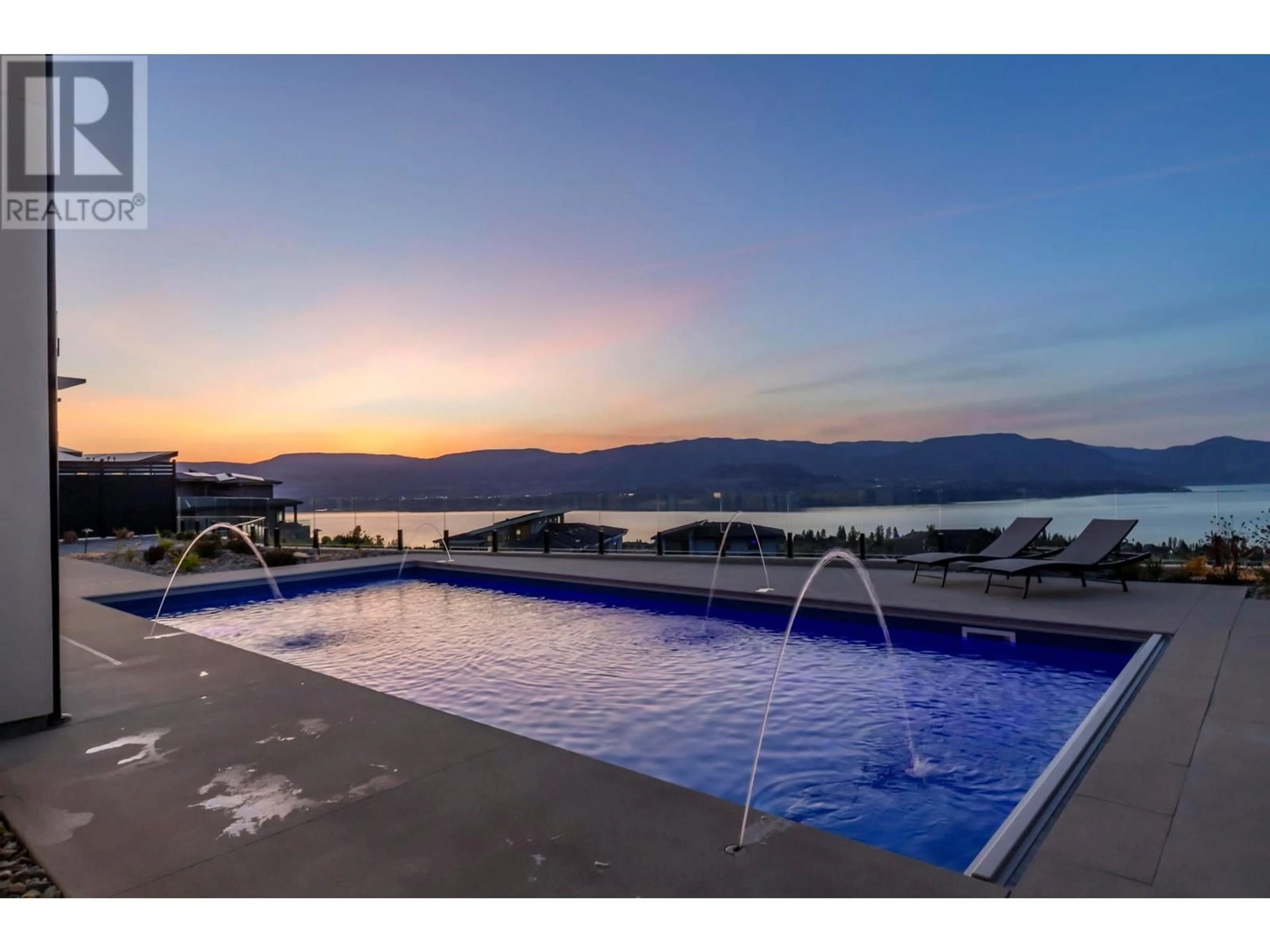 Pool for 434 HAWK HILL DRIVE, Kelowna British Columbia V1W0B1