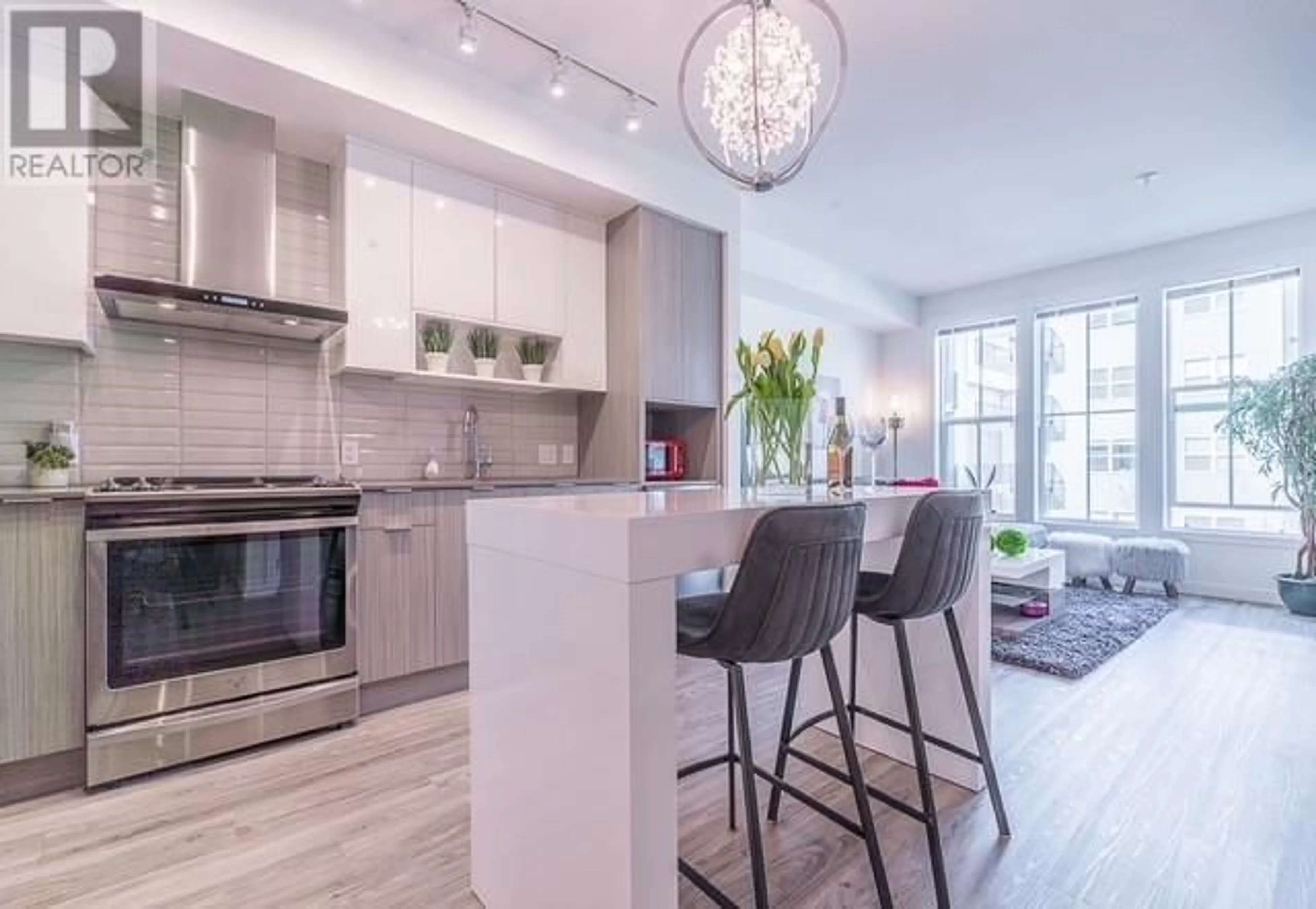 Open concept kitchen, unknown for 210 - 1775 CHAPMAN PLACE, Kelowna British Columbia V1Y0G3