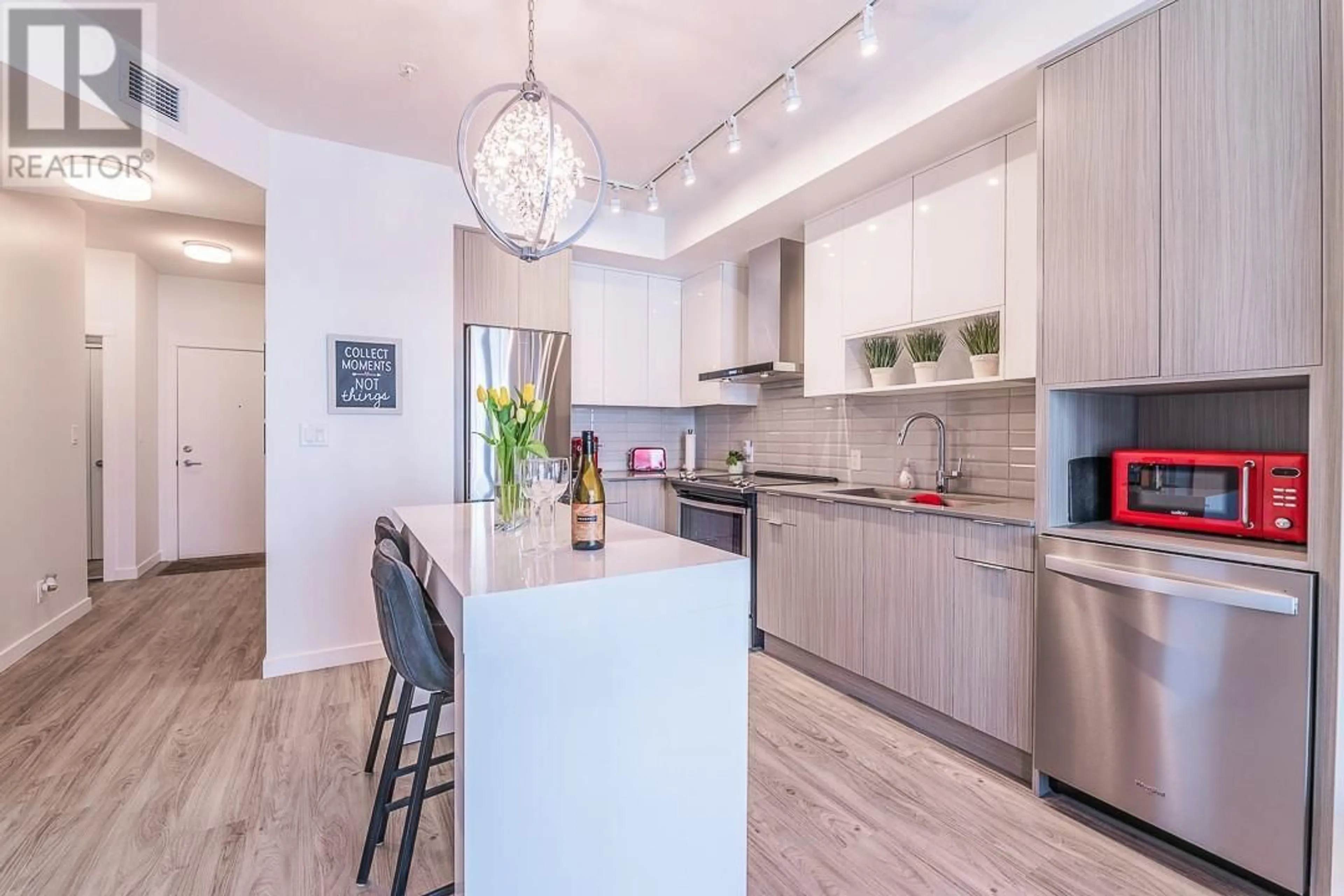 Open concept kitchen, unknown for 210 - 1775 CHAPMAN PLACE, Kelowna British Columbia V1Y0G3