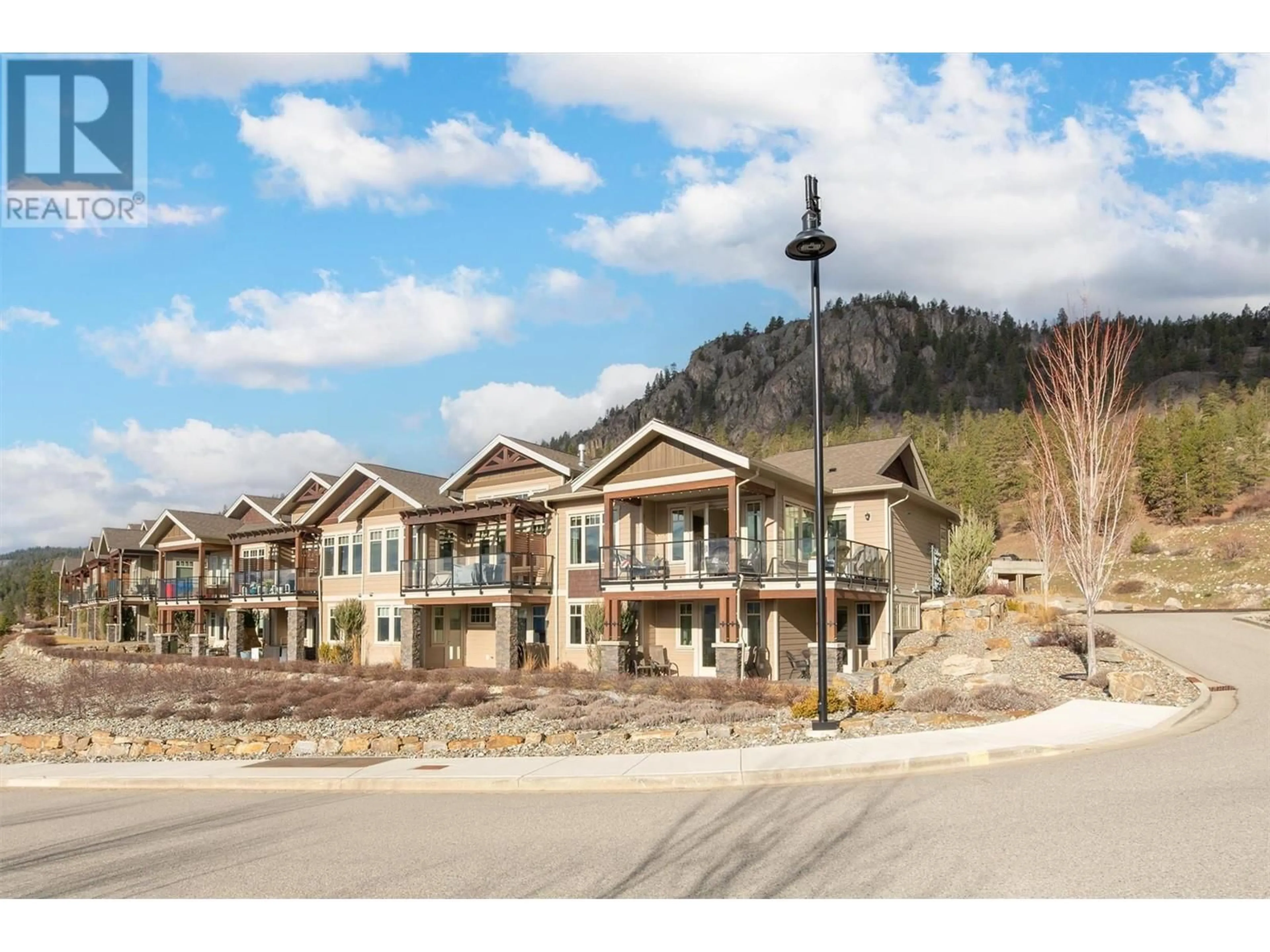 Unknown for 101 - 4000 TRAILS PLACE, Peachland British Columbia V0H1X5