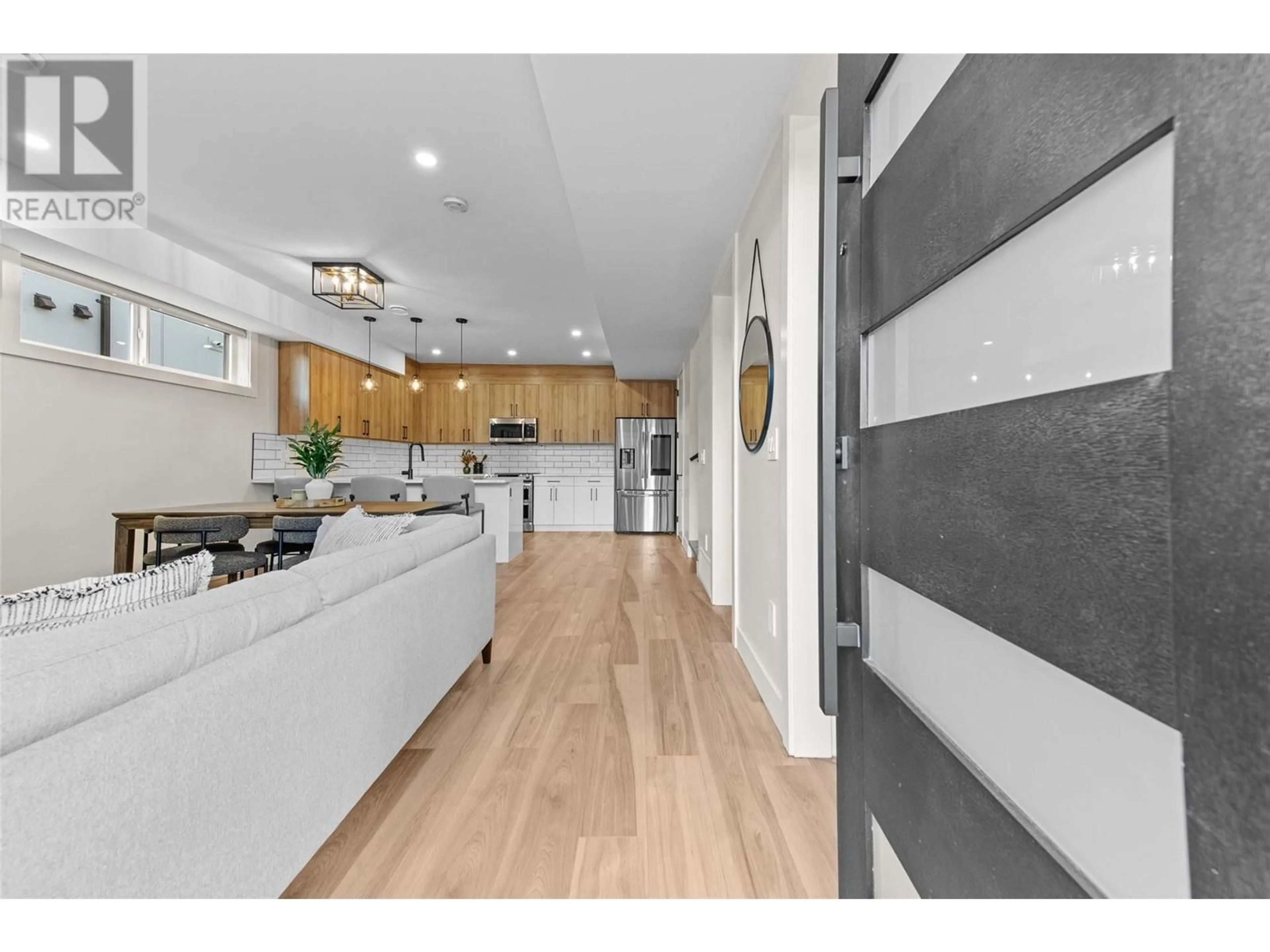 Open concept kitchen, unknown for 3 - 1034 MARTIN AVENUE, Kelowna British Columbia V1Y6V5