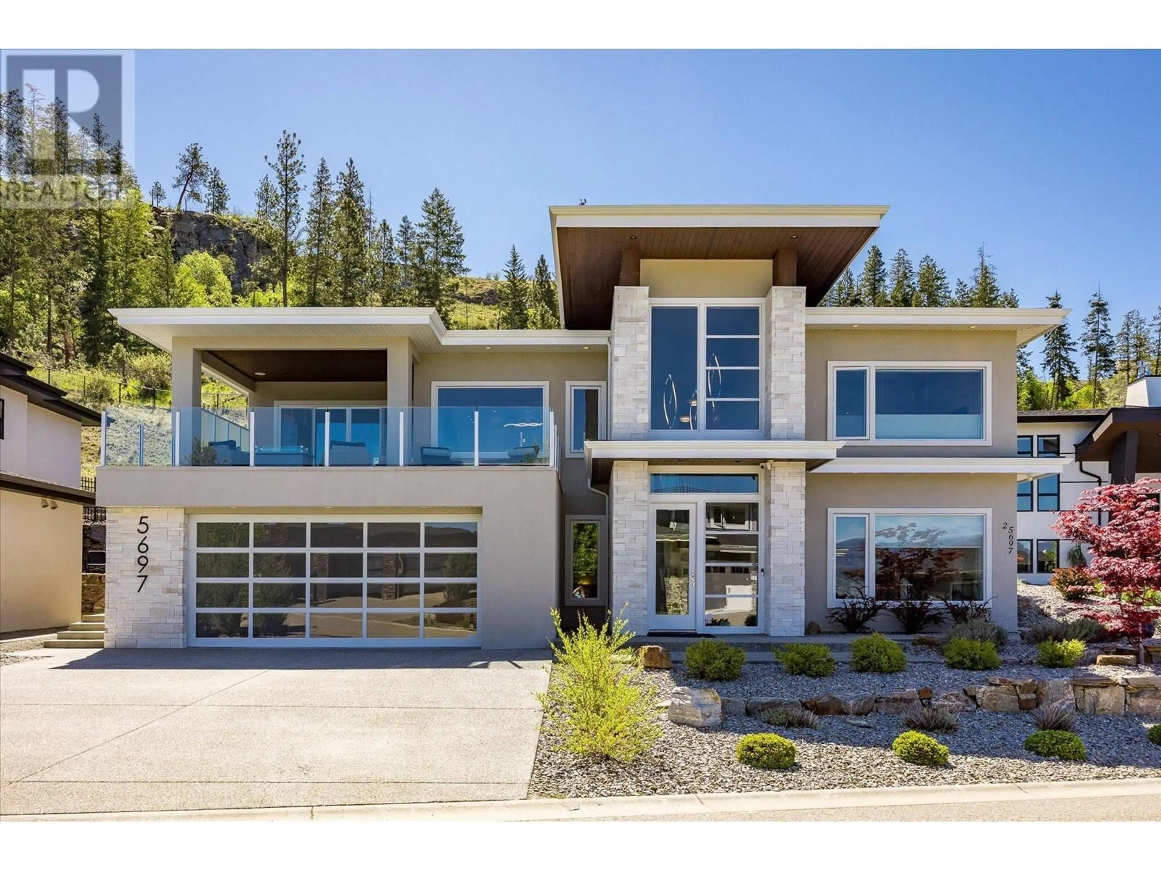 Home with vinyl exterior material, unknown for 5697 JASPER WAY, Kelowna British Columbia V1W5L7