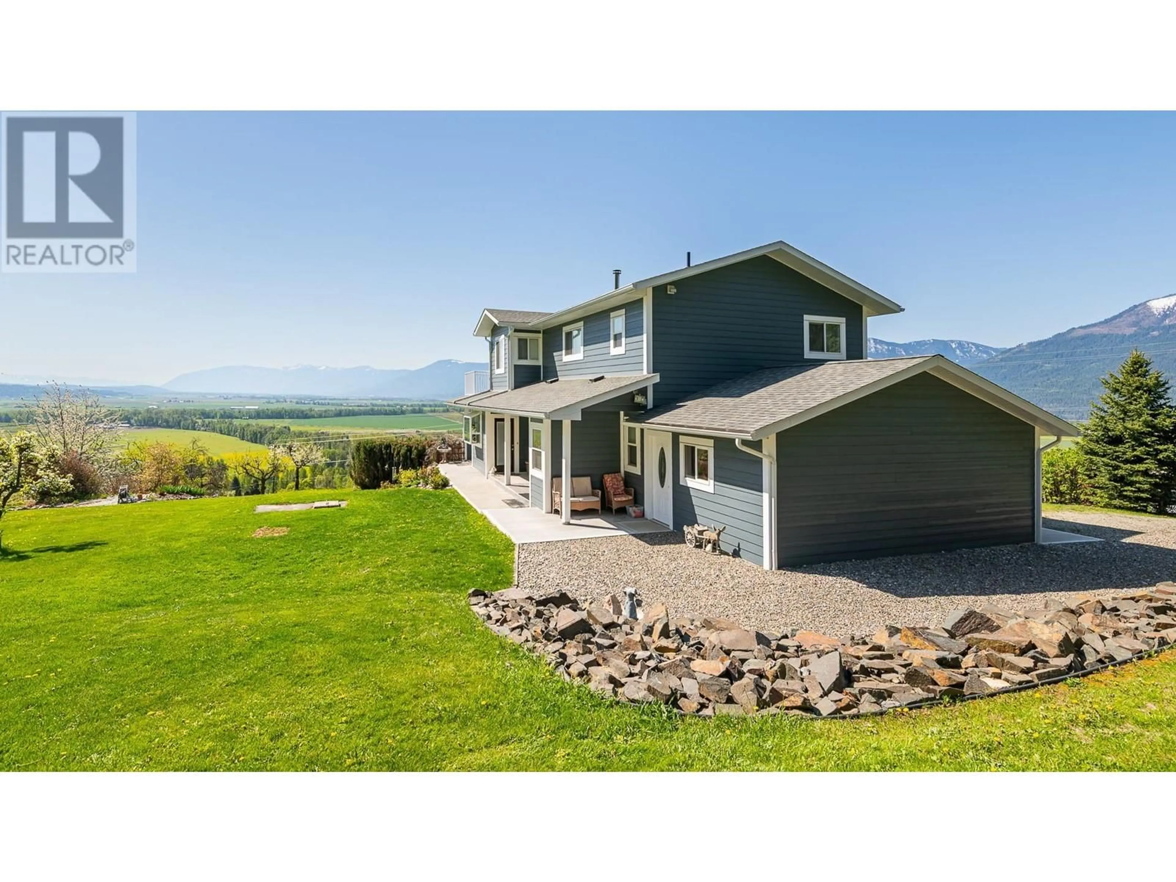 A pic from outside/outdoor area/front of a property/back of a property/a pic from drone, mountain view for 5650 BATHIE ROAD, Wynndel British Columbia V0B2N2
