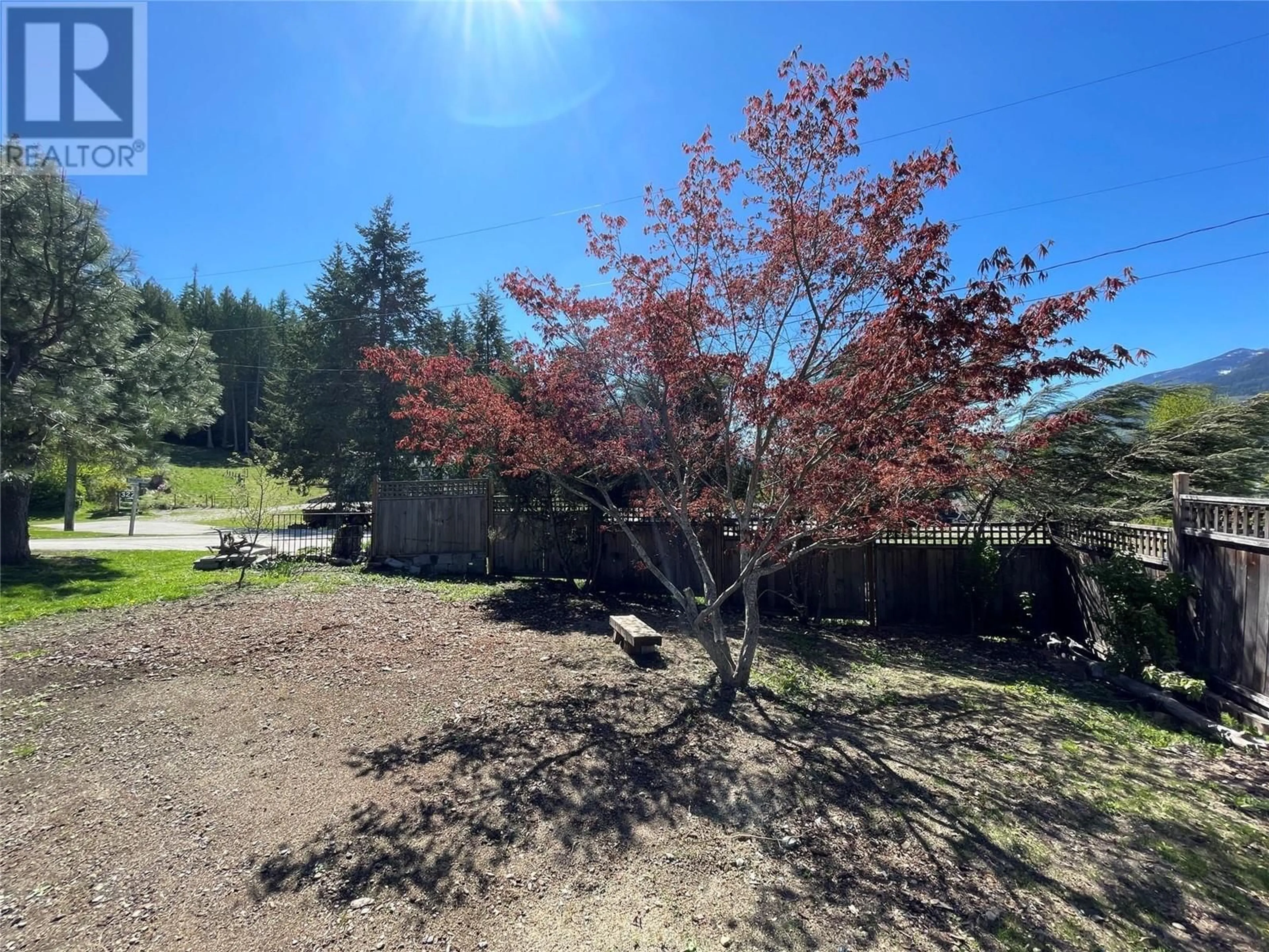 A pic from outside/outdoor area/front of a property/back of a property/a pic from drone, forest/trees view for 7805 WOODSIDE AVENUE, Procter British Columbia V1L0B8
