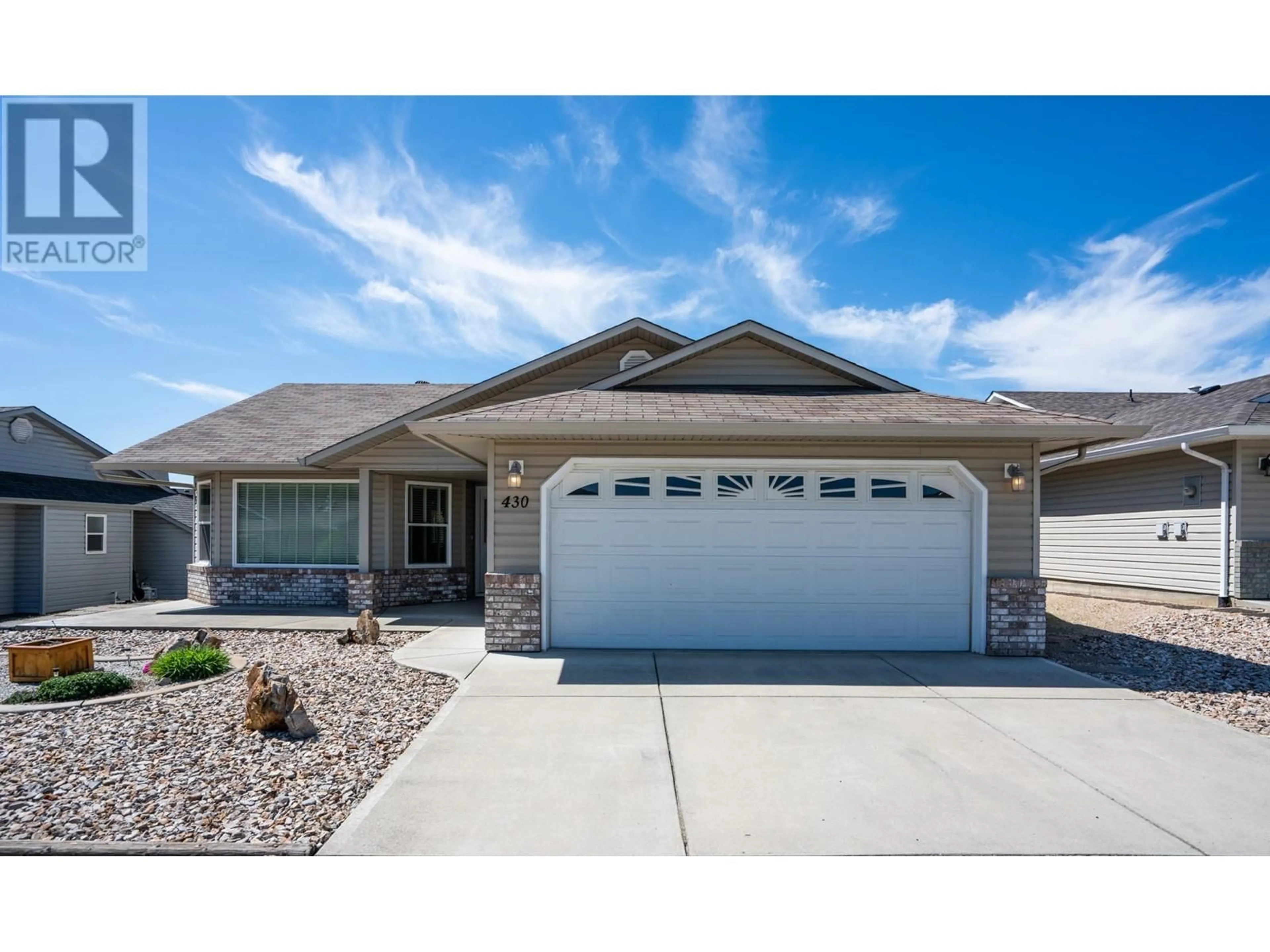 Home with vinyl exterior material, street for 430 4 STREET, Vernon British Columbia V1H1Z1