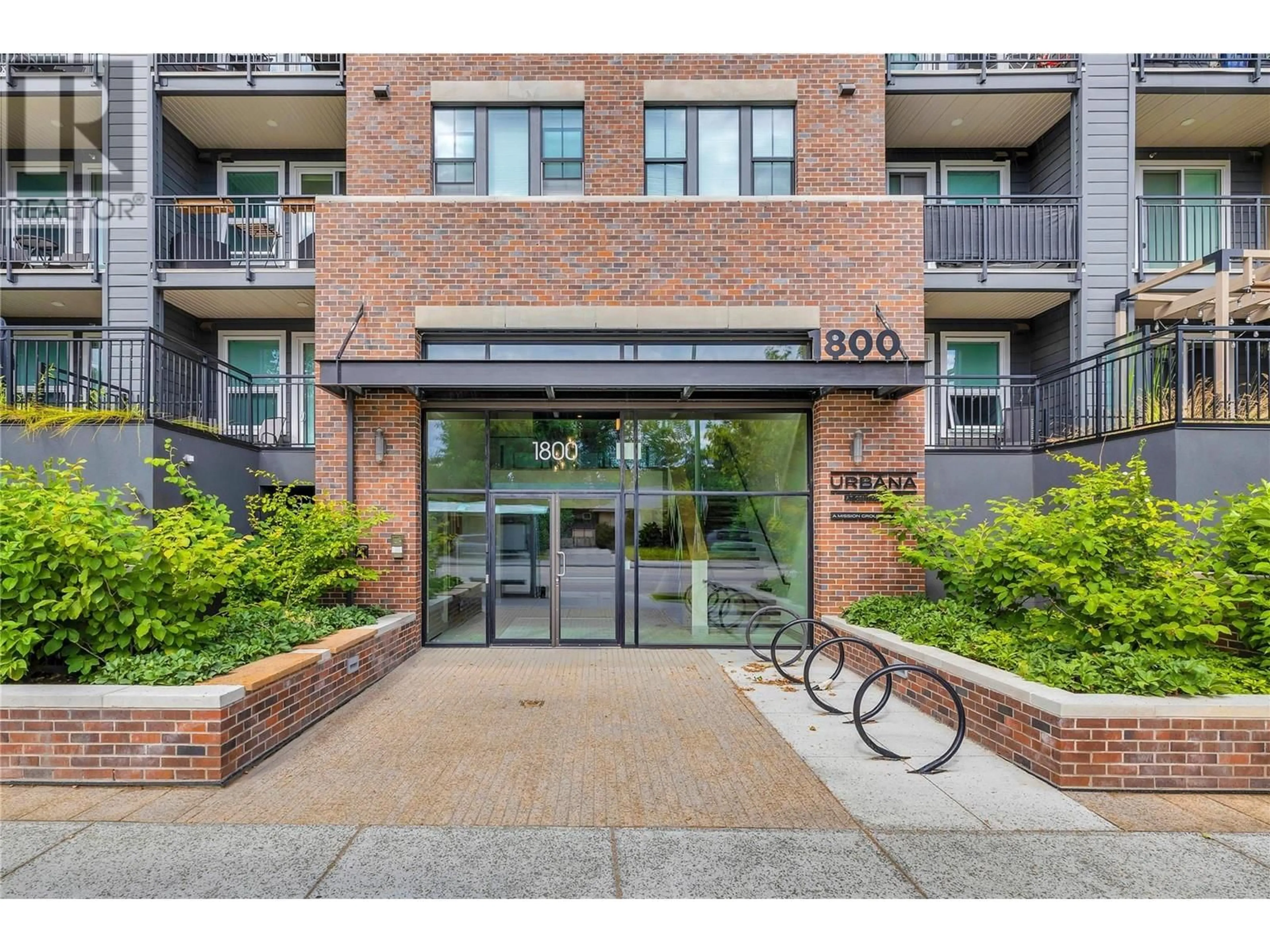 Indoor entryway for PH12 - 1800 RICHTER STREET, Kelowna British Columbia V1Y0G9