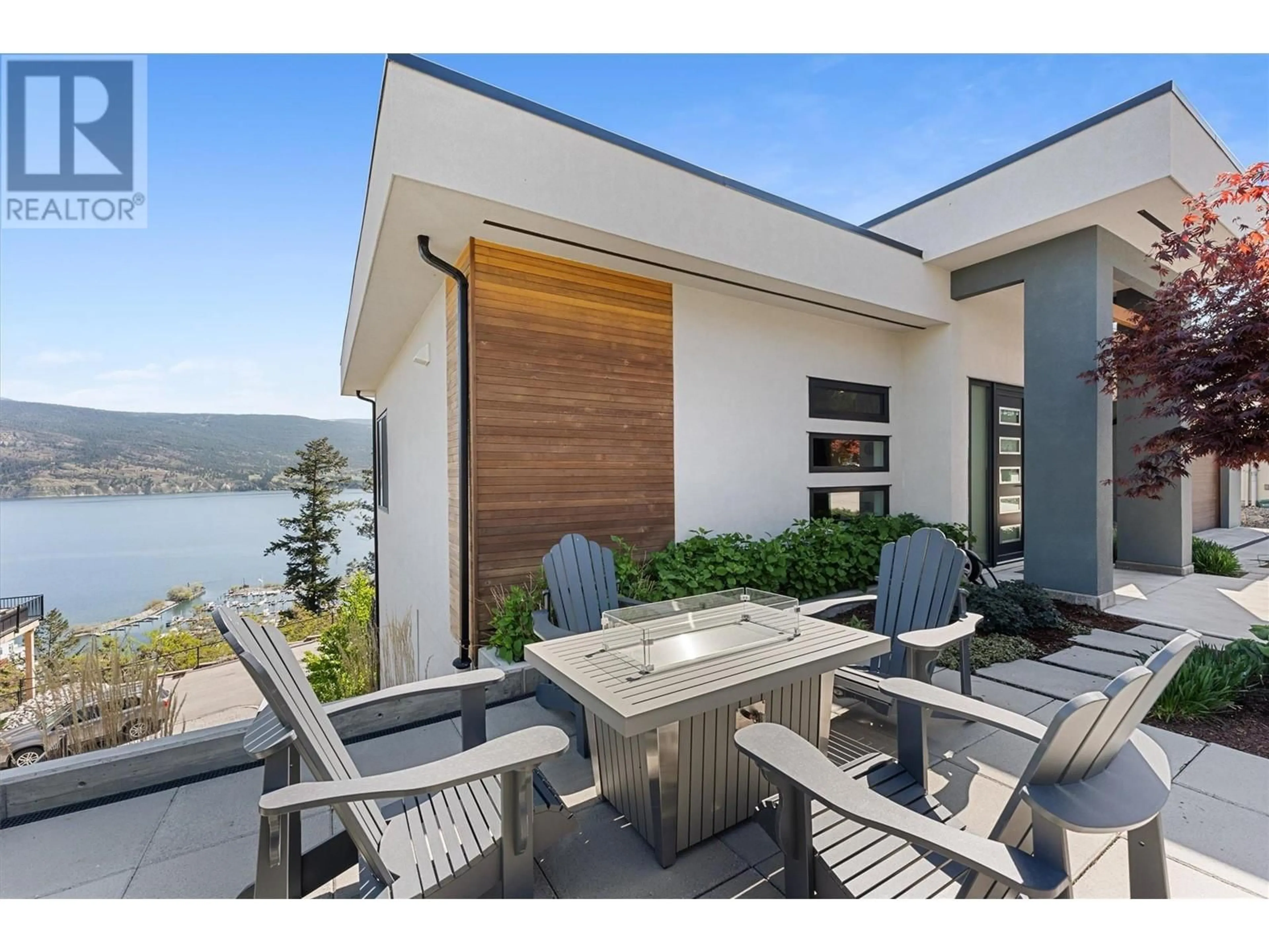Patio, water/lake/river/ocean view for 105 - 6114 FAIRCREST STREET, Summerland British Columbia V0H1Z1