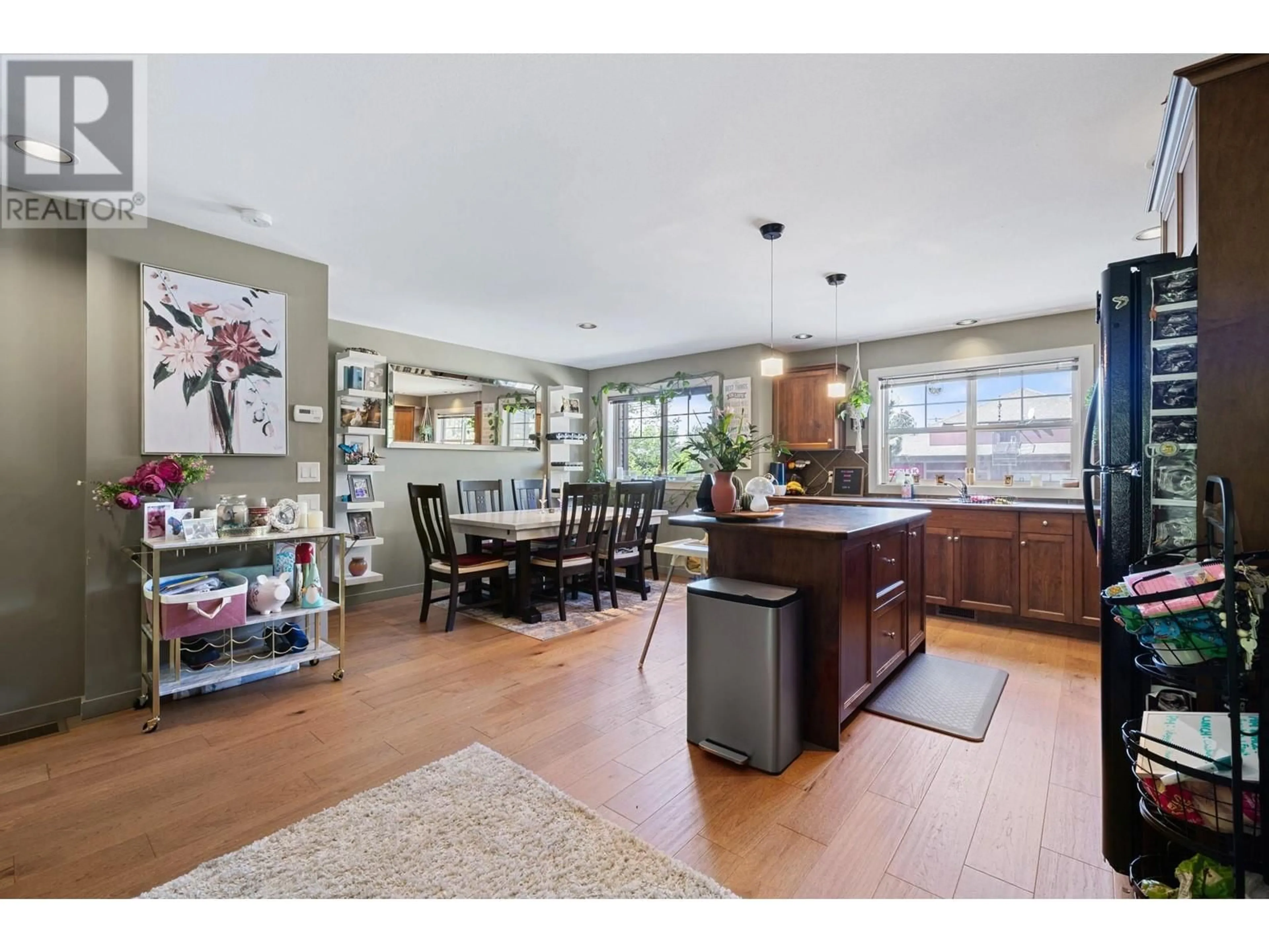 Open concept kitchen, unknown for 2 - 146 MCCURDY ROAD, Kelowna British Columbia V1X8B1