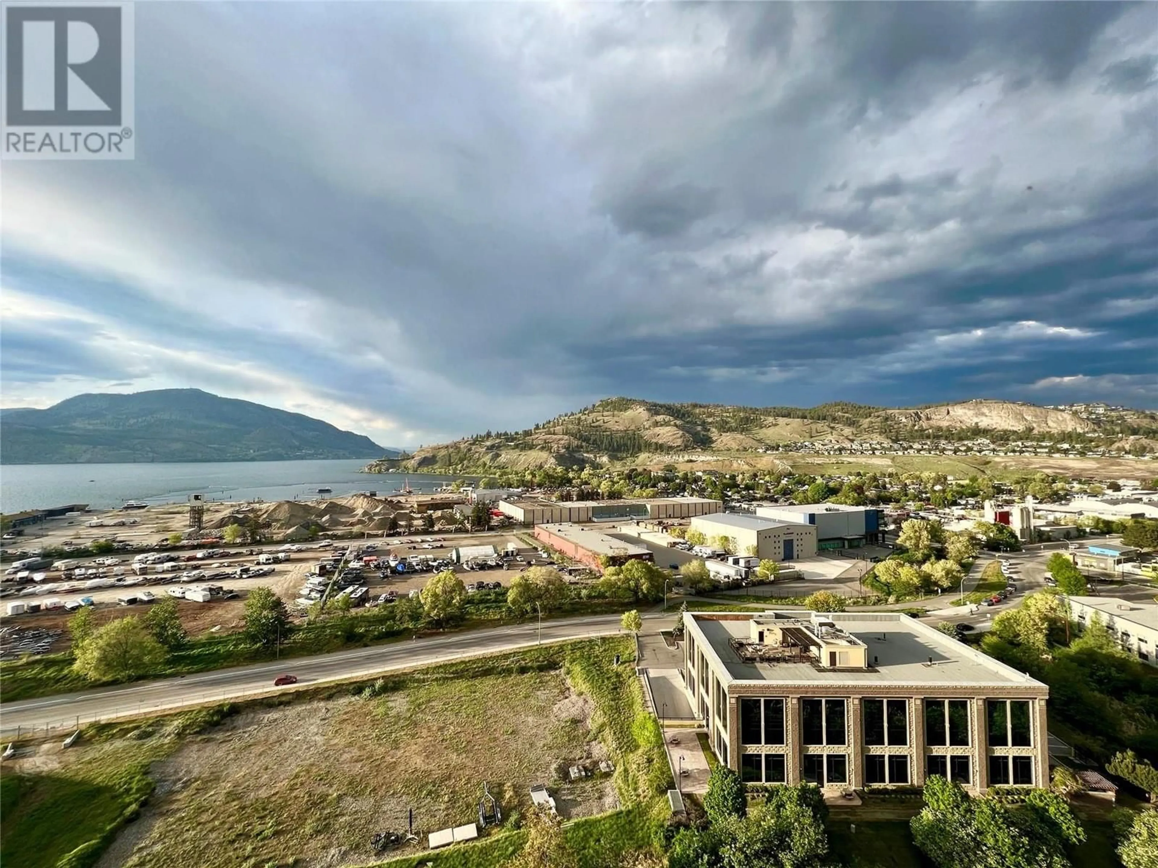 Blurry image for 1803 - 1075 SUNSET DRIVE, Kelowna British Columbia V1Y9Y9