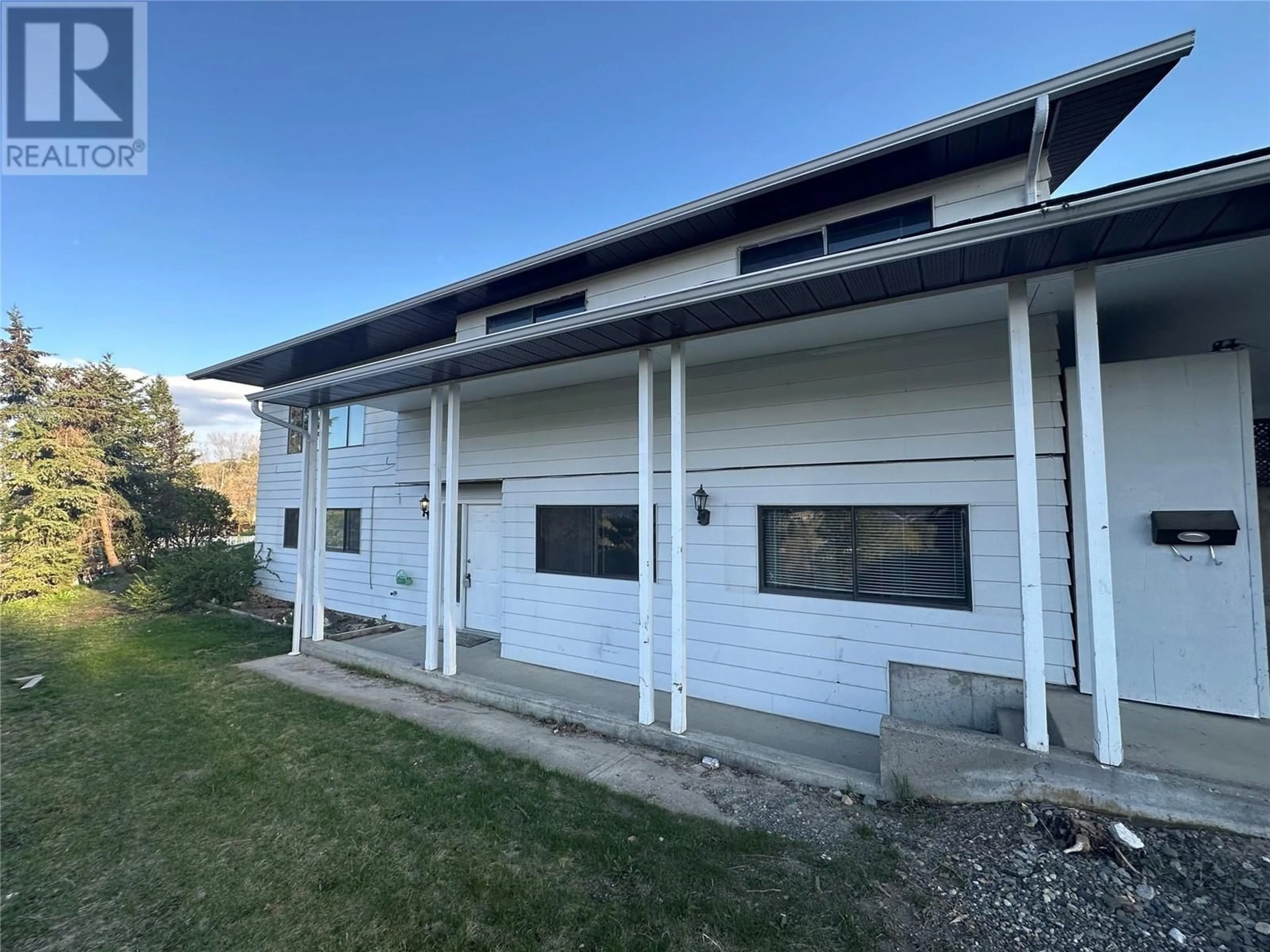 A pic from outside/outdoor area/front of a property/back of a property/a pic from drone, building for 960 TODD ROAD, Kamloops British Columbia V2C5B2