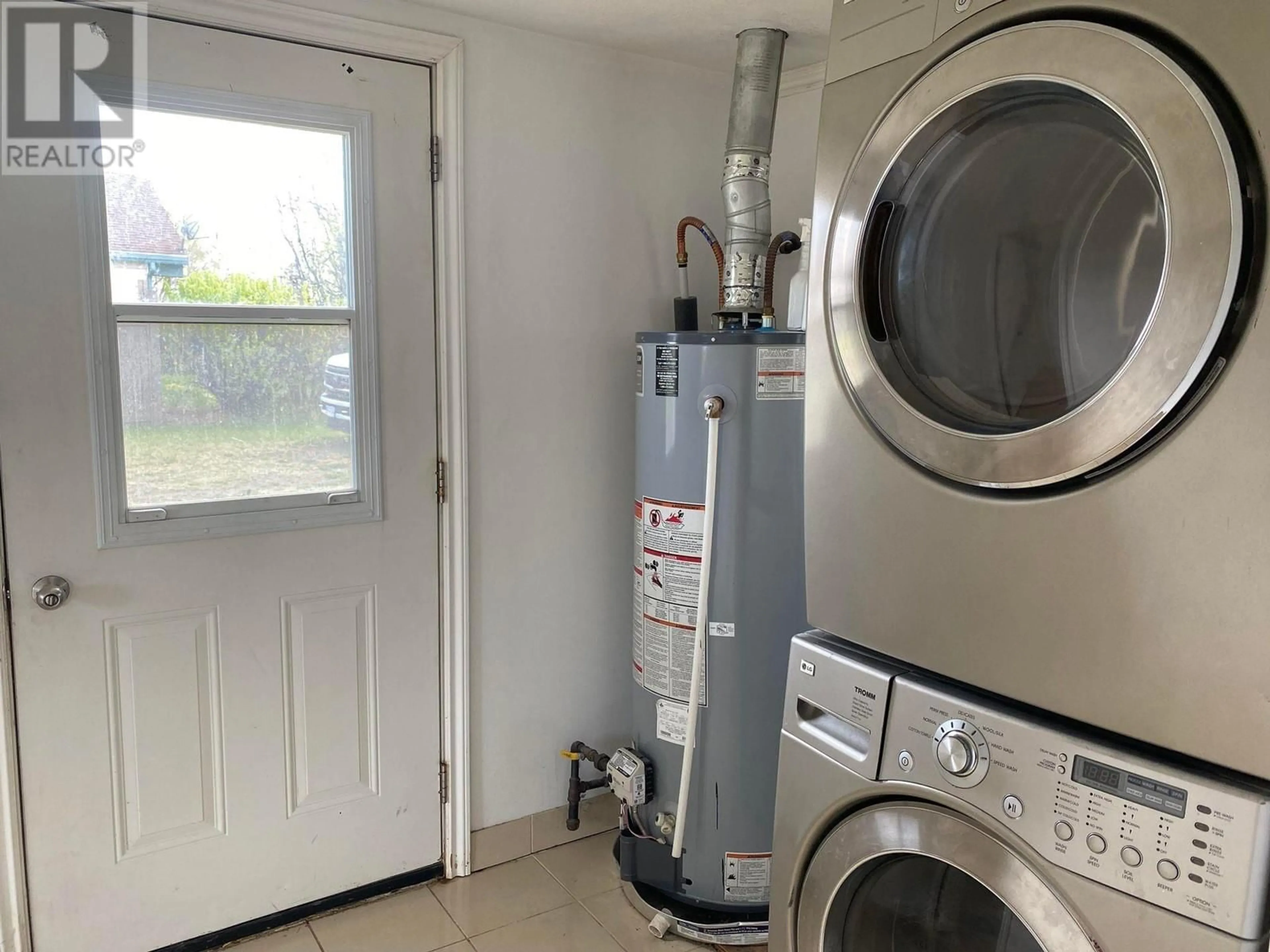 Laundry room for 1624 100 AVENUE, Dawson Creek British Columbia V1G1X2