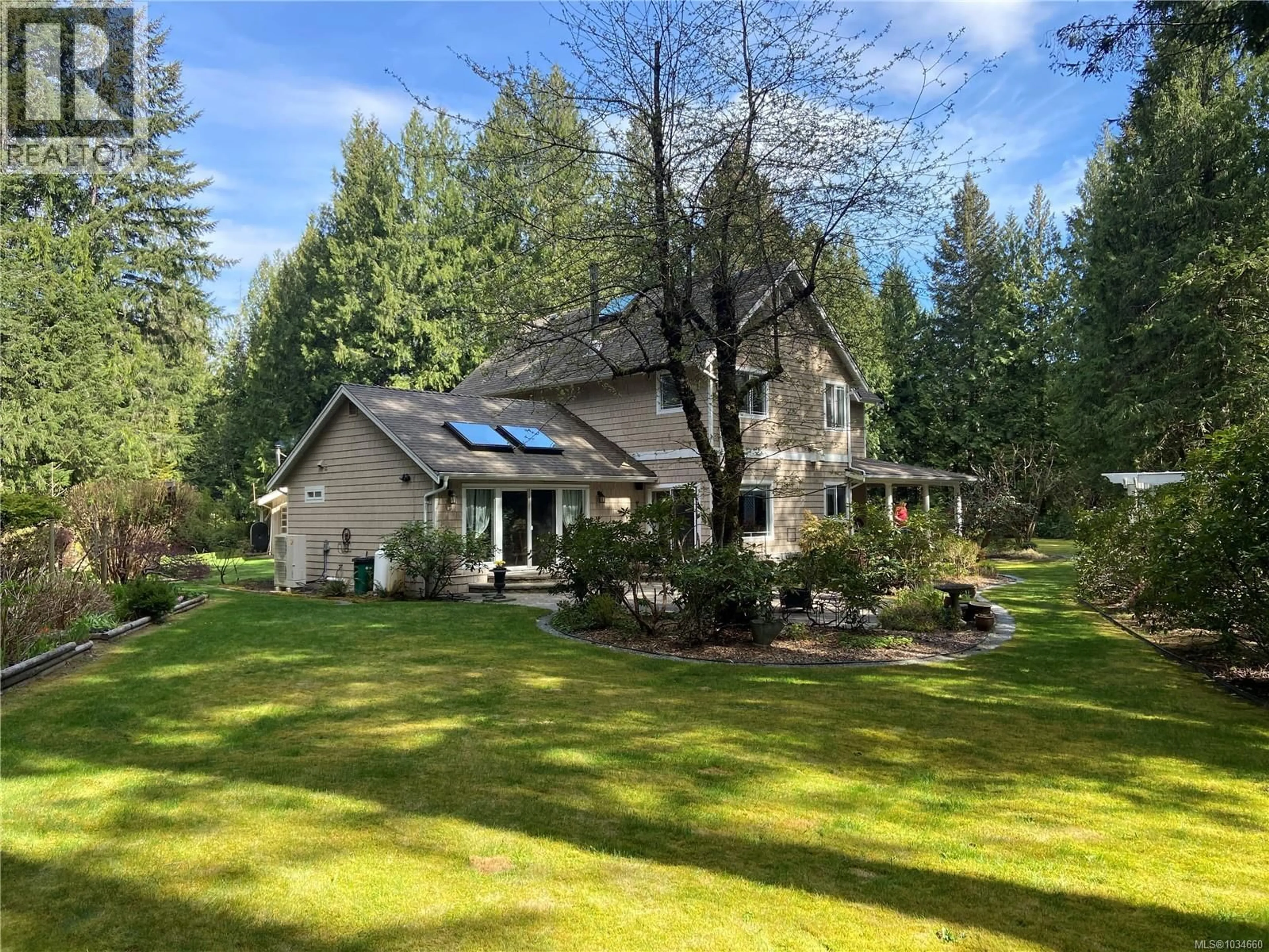 A pic from outside/outdoor area/front of a property/back of a property/a pic from drone, unknown for 1753 PEERLESS ROAD, Shawnigan Lake British Columbia V0R1L0