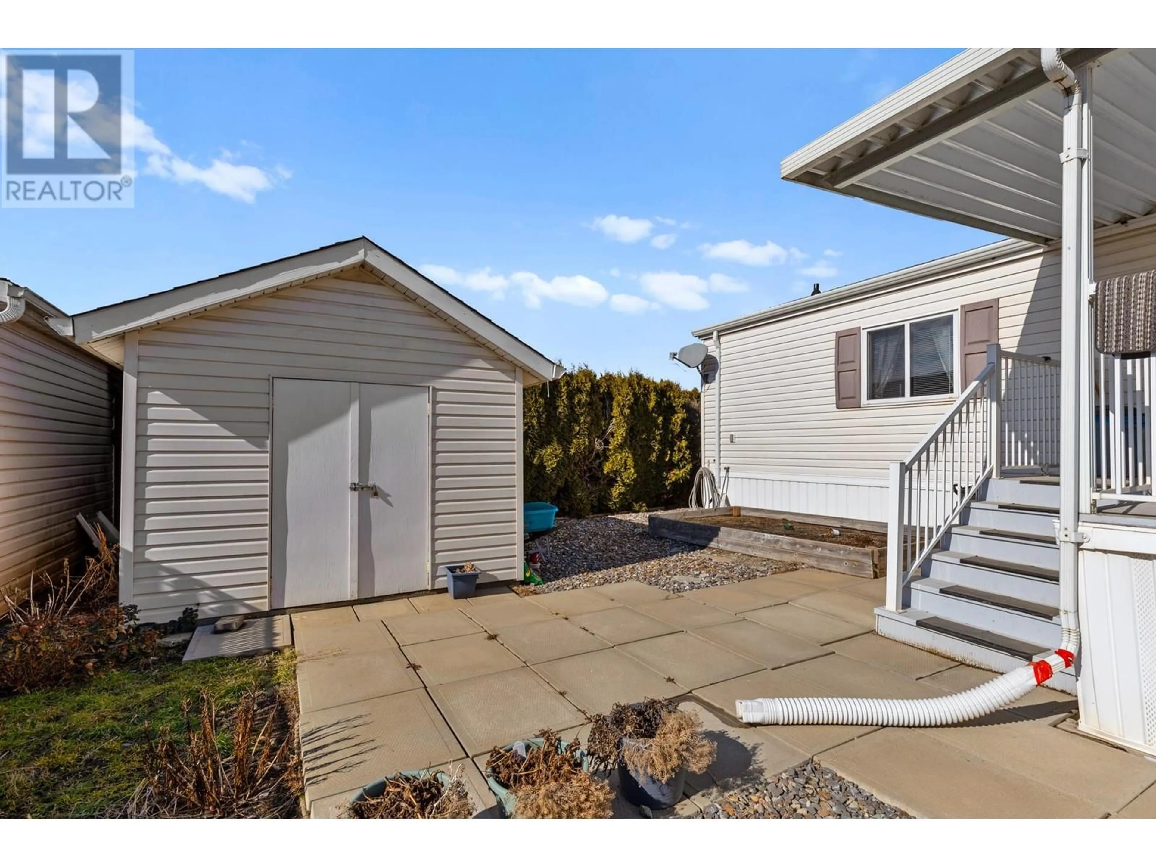 Home with vinyl exterior material, unknown for 37 - 8945 HIGHWAY 97 OTHER NORTH, Kelowna British Columbia V4V1E8