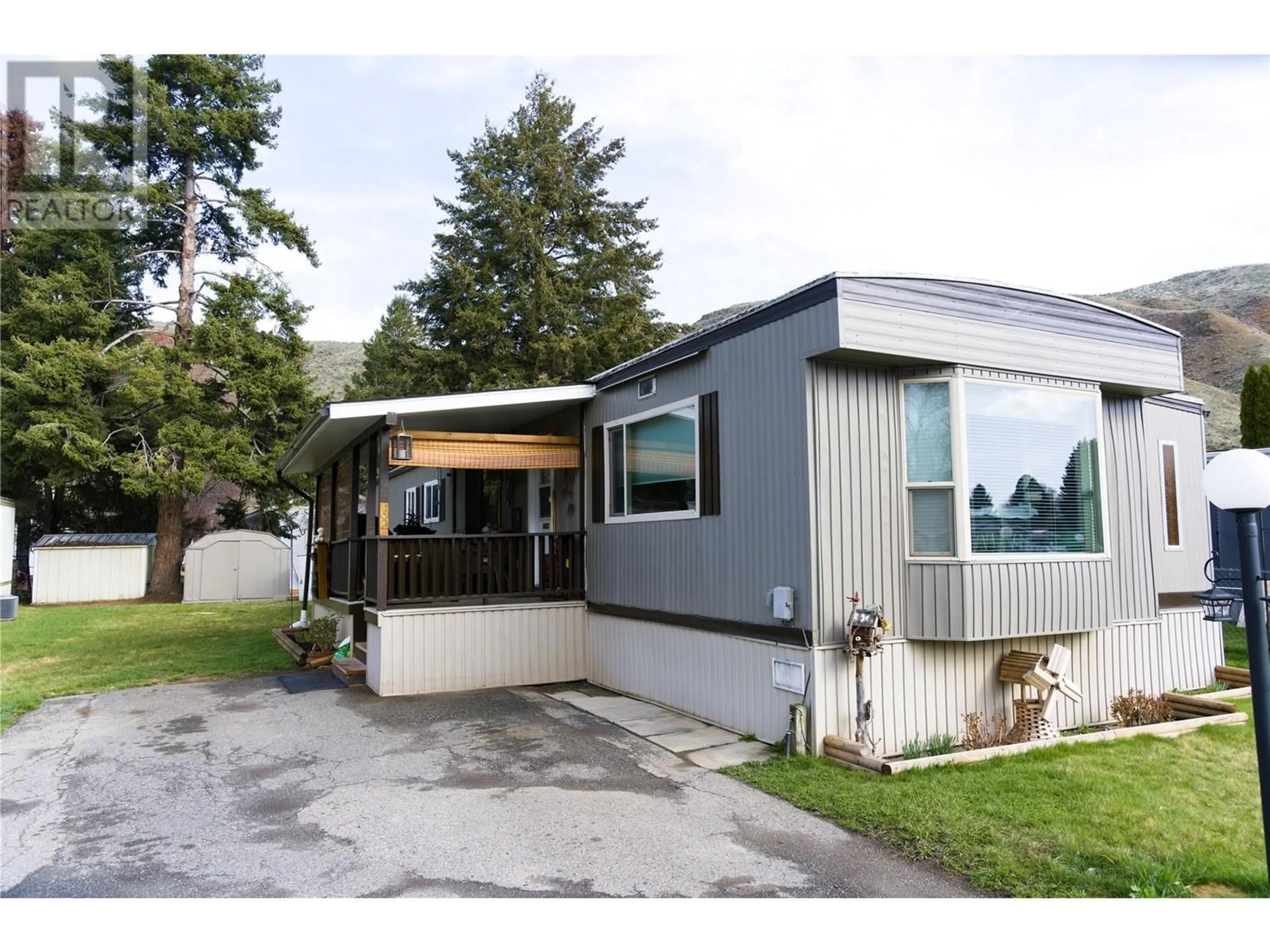 Home with vinyl exterior material, street for 62 - 2401 ORD ROAD, Kamloops British Columbia V2B7V8
