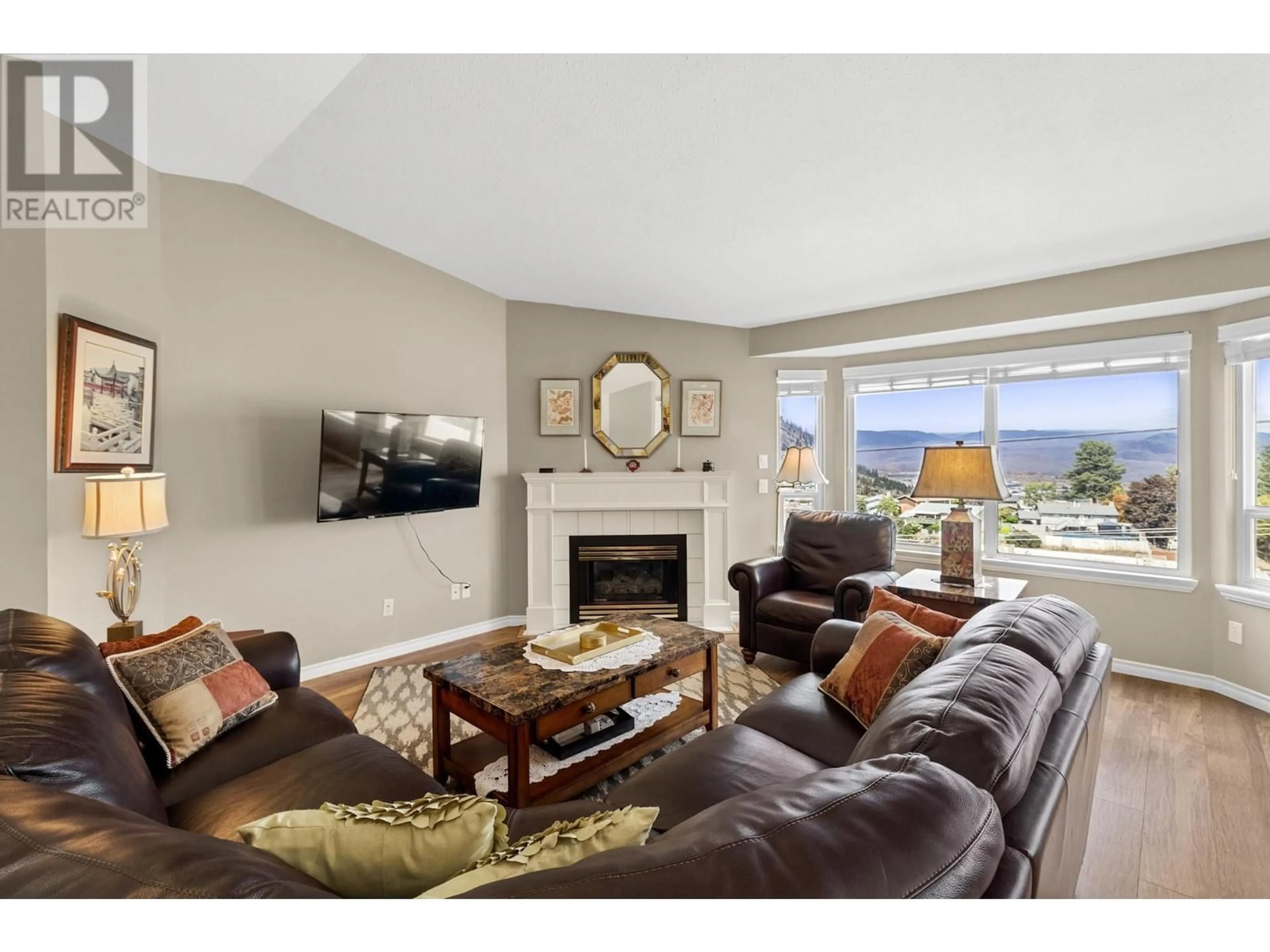 Living room with furniture, unknown for 93 - 1950 BRAEVIEW PLACE, Kamloops British Columbia V1S1R8
