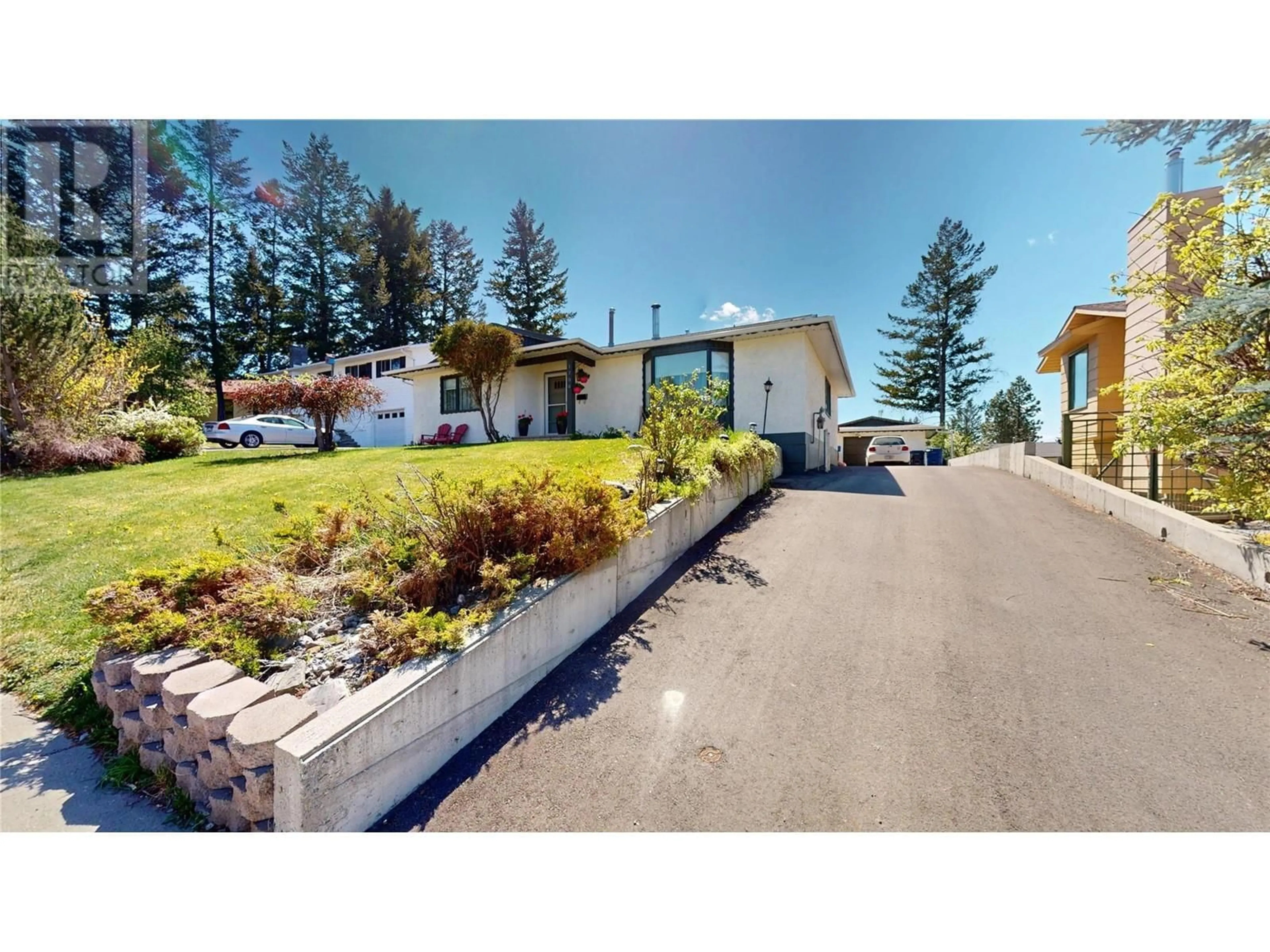 A pic from outside/outdoor area/front of a property/back of a property/a pic from drone, street for 1708 MT NELSON CRESCENT, Cranbrook British Columbia V1C5T7