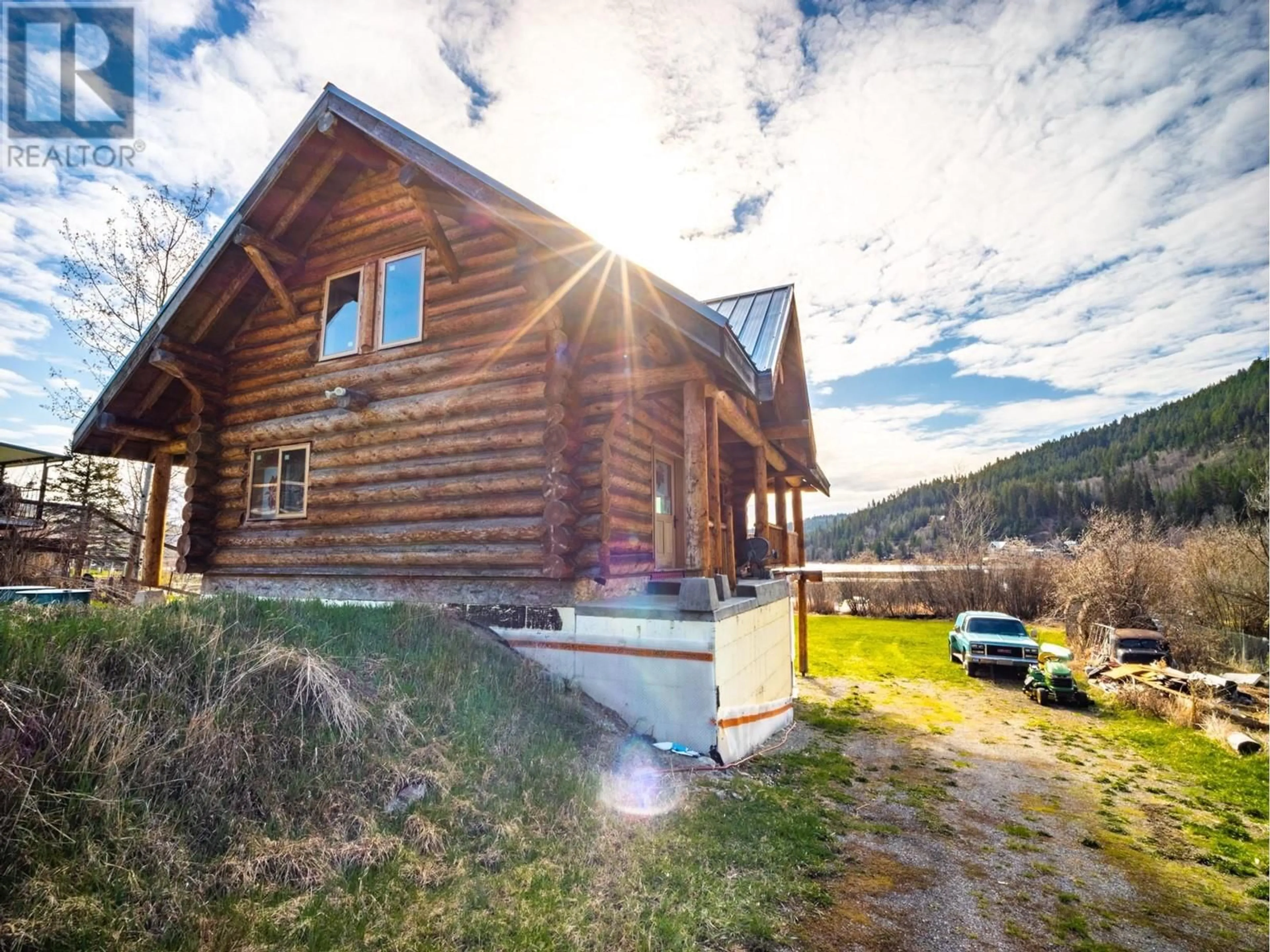A pic from outside/outdoor area/front of a property/back of a property/a pic from drone, unknown for 3028 MCCREIGHT ROAD, Kamloops British Columbia V0E3E1