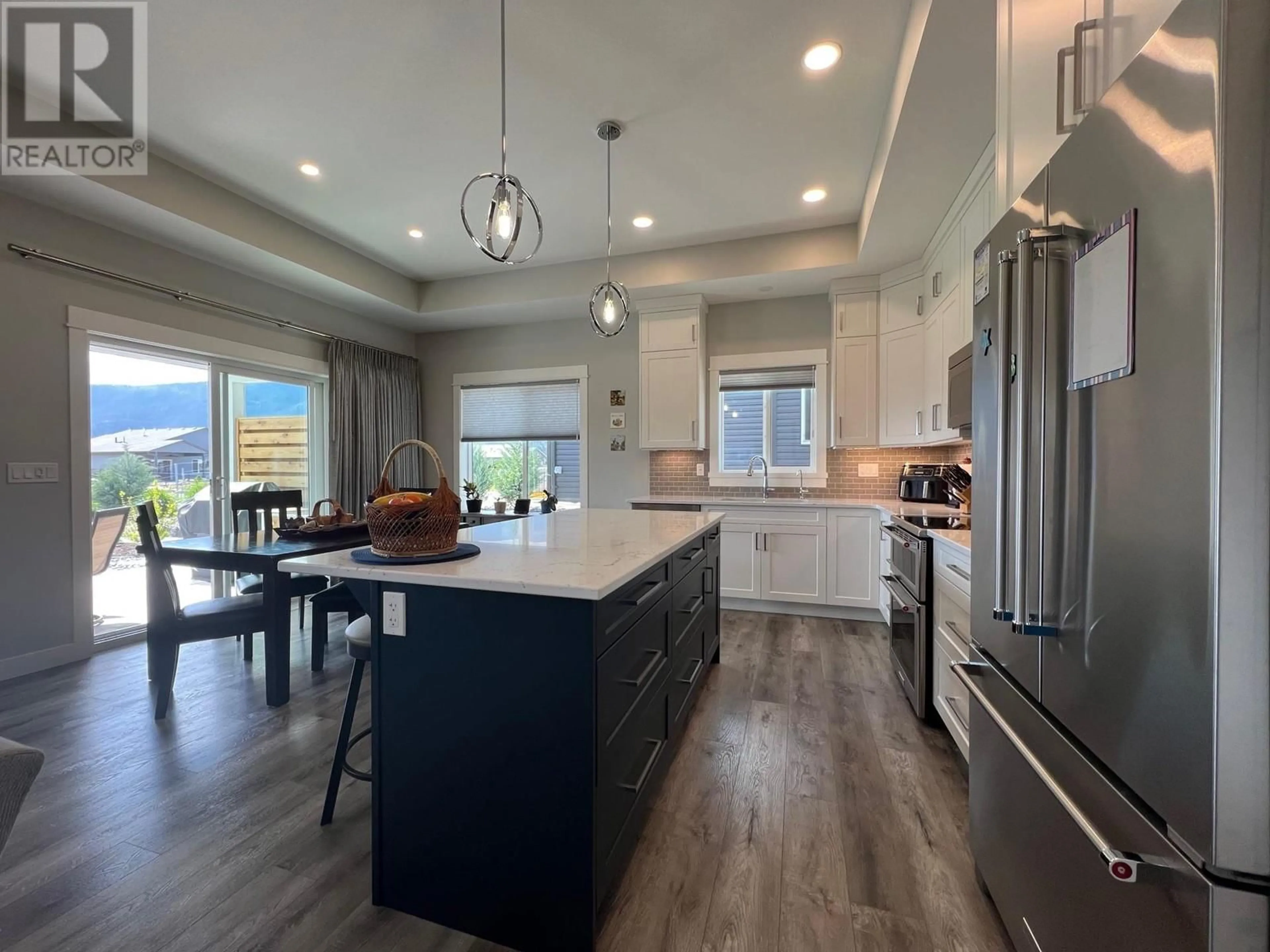 Open concept kitchen, unknown for 1027 10 TH AVENUE, Vernon British Columbia V1H1Z1